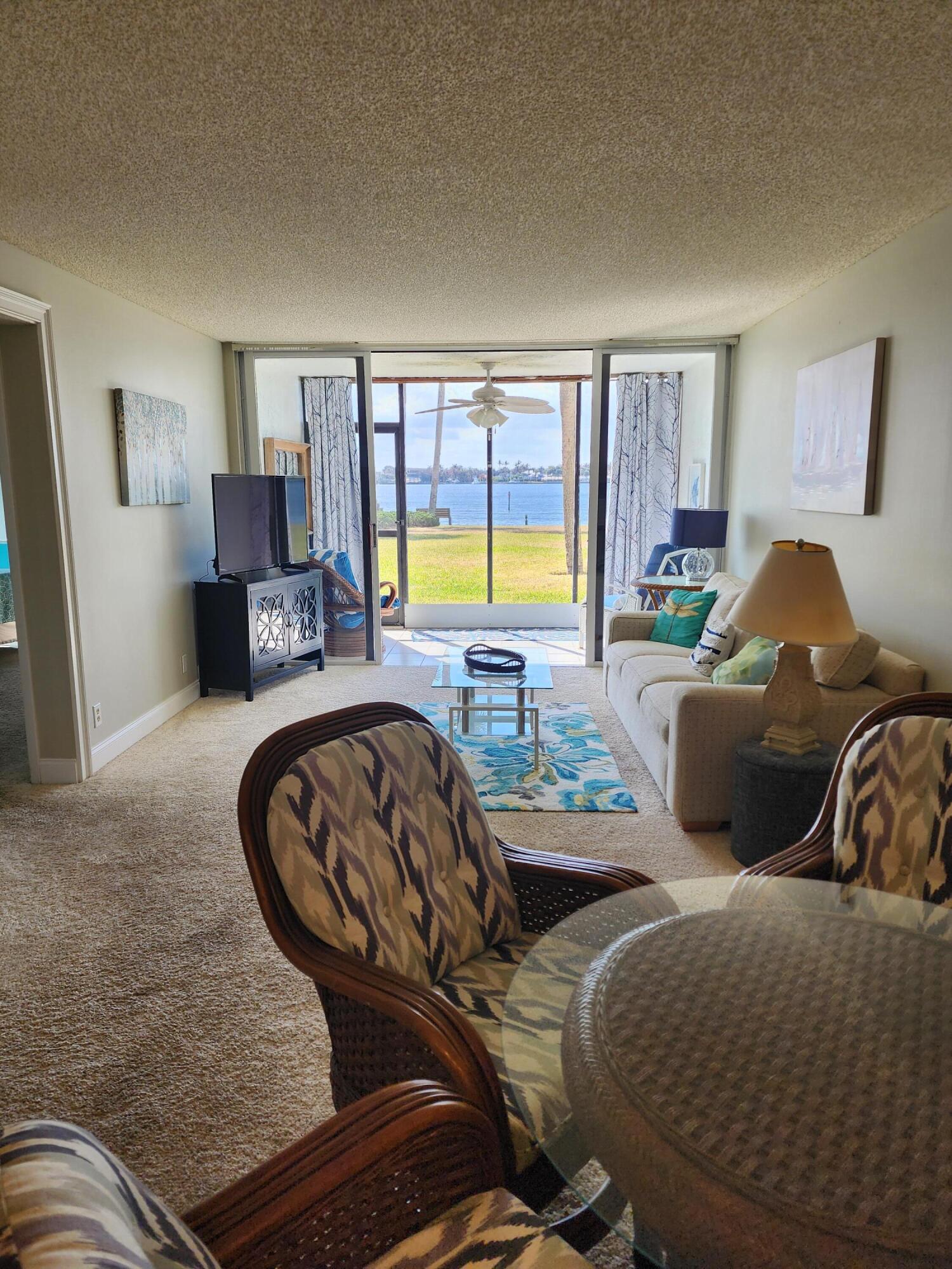 CIRCLE BAY YACHT CLUB CONDO - Residential