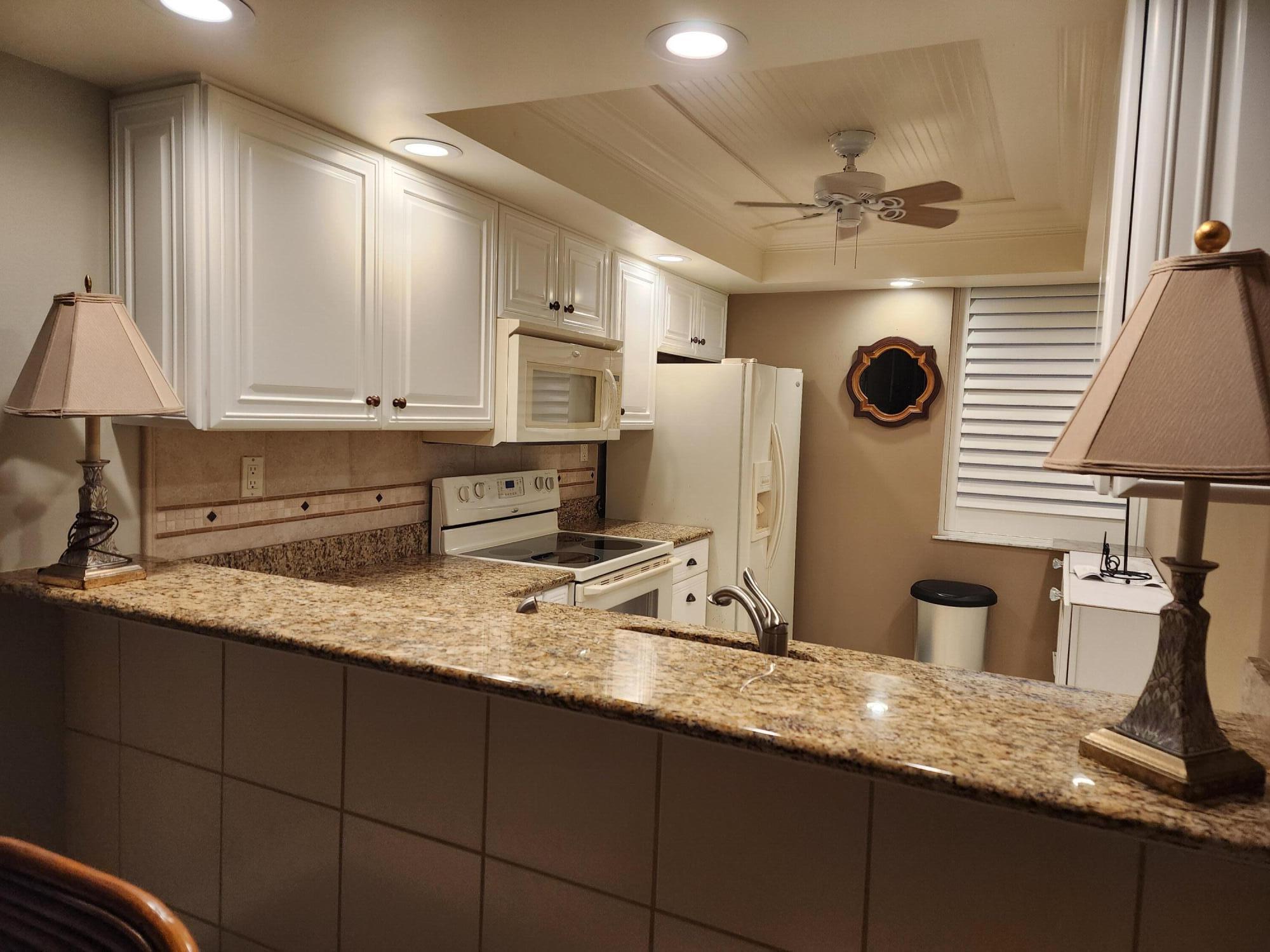 CIRCLE BAY YACHT CLUB CONDO - Residential