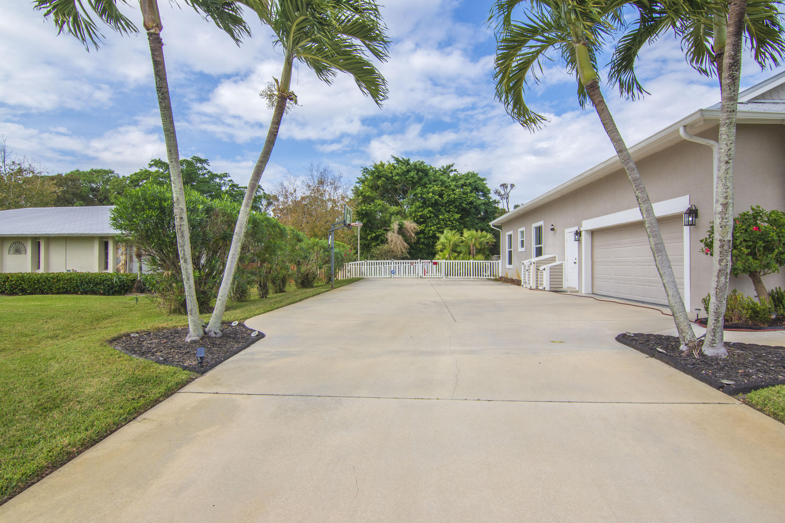 SOUTH PORT ST LUCIE UNIT 8 - Residential