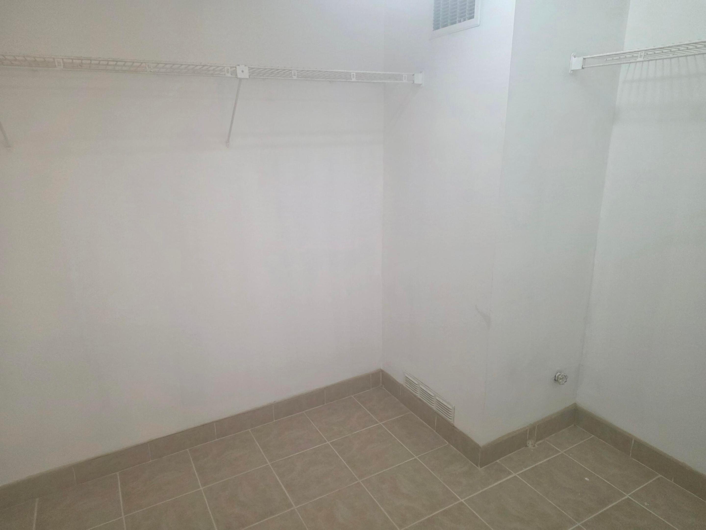 DEERFIELD PINES NORTH CONDO - Residential Lease