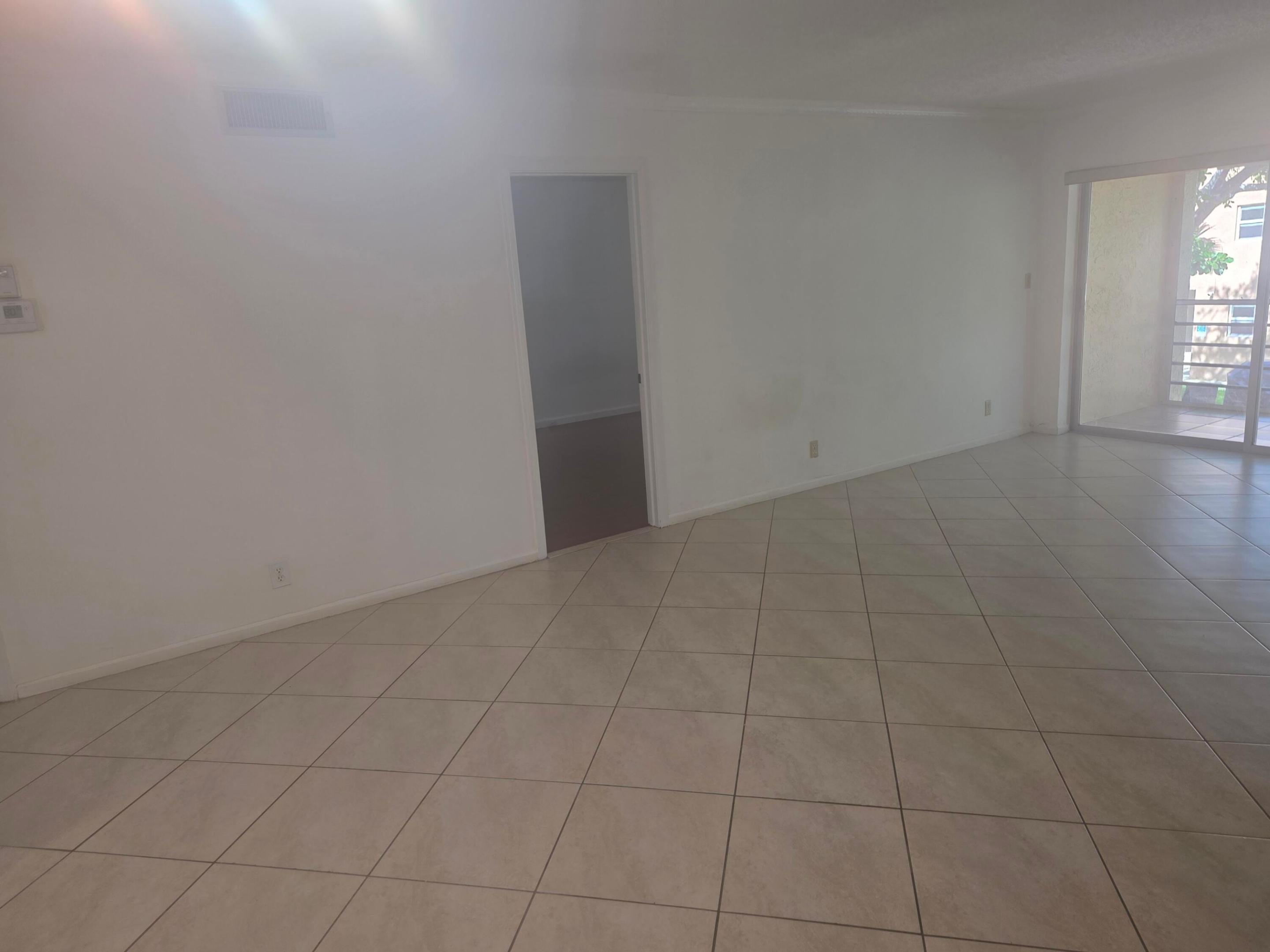 DEERFIELD PINES NORTH CONDO - Residential Lease