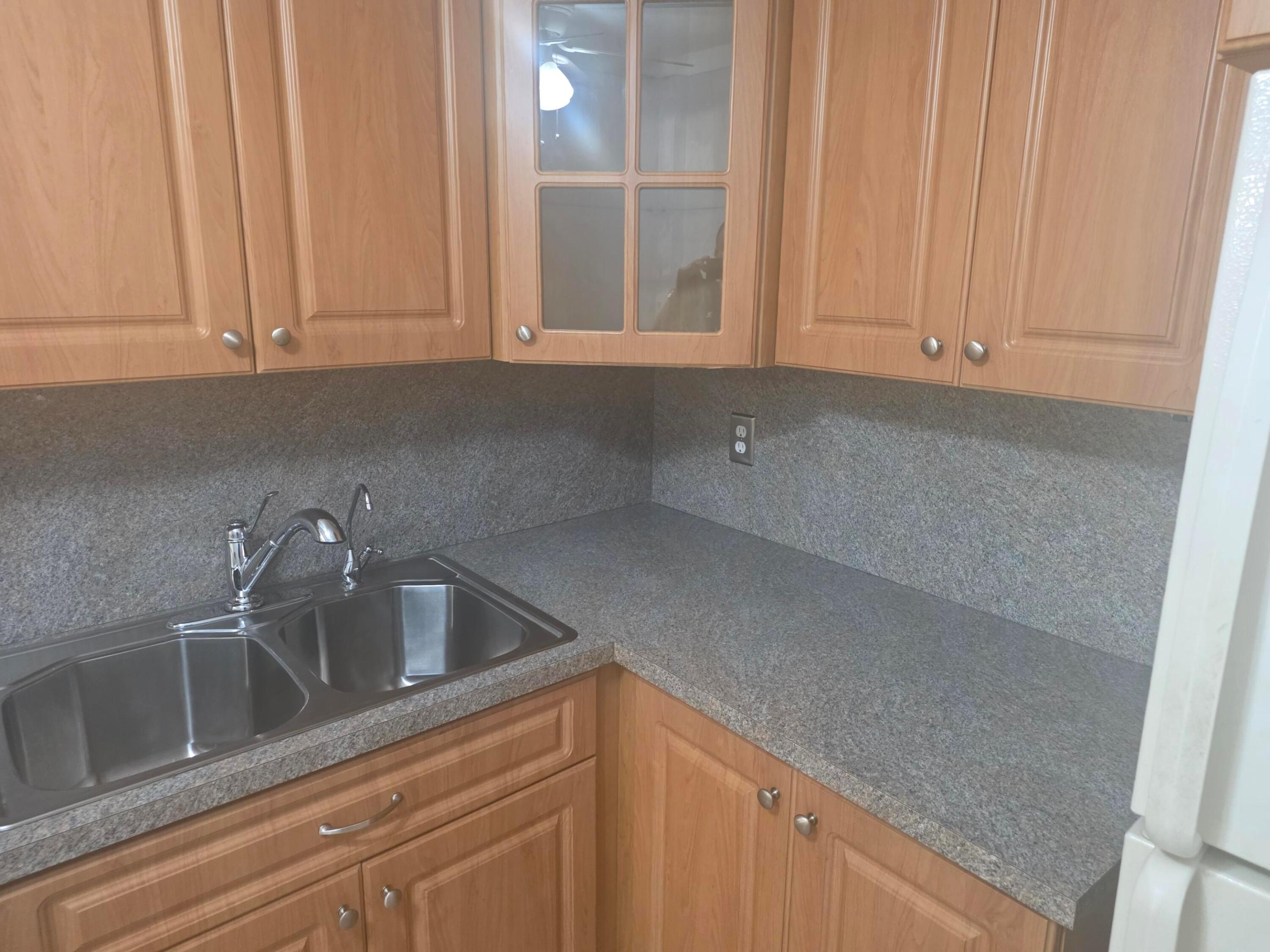 DEERFIELD PINES NORTH CONDO - Residential Lease