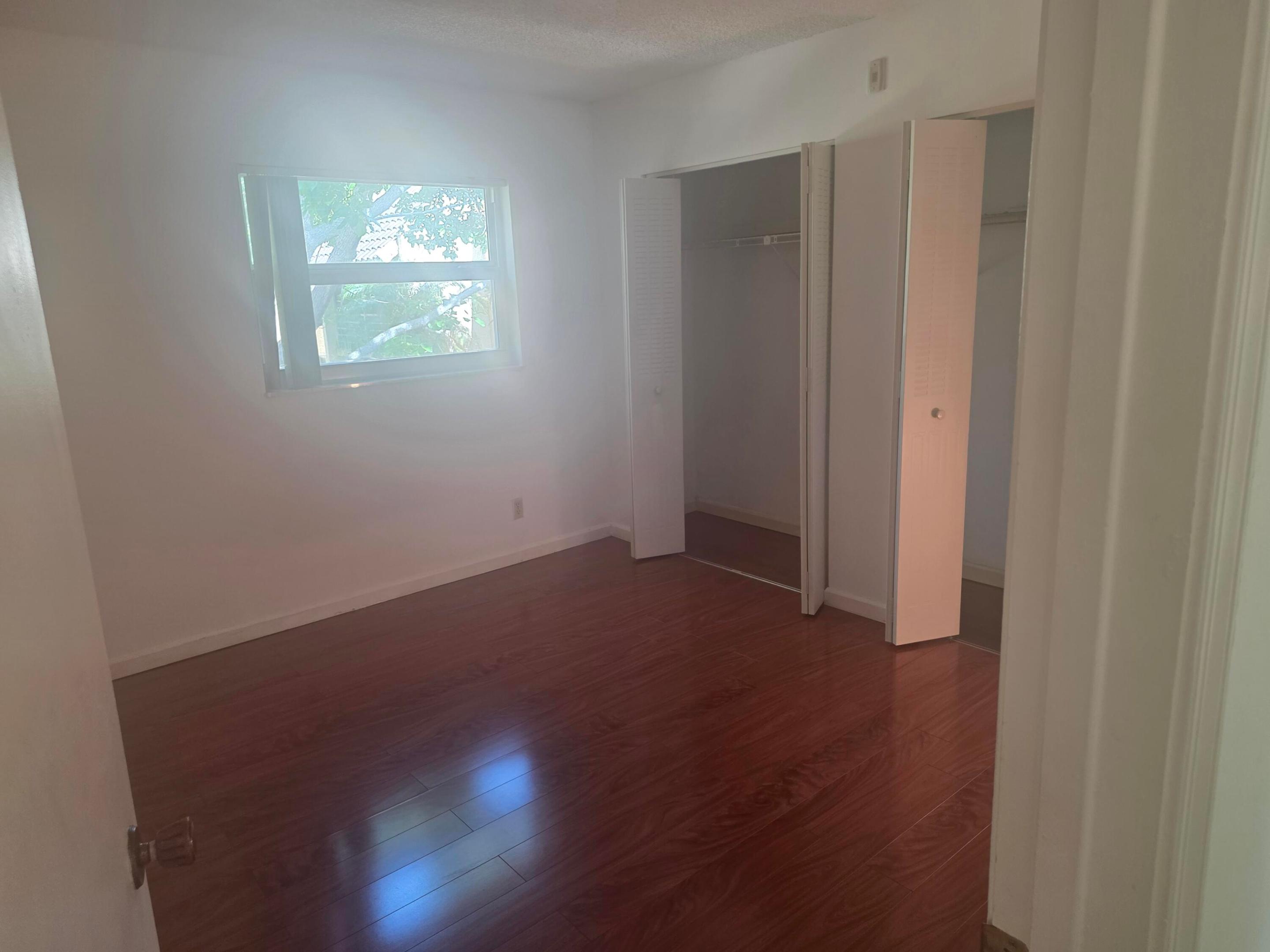 DEERFIELD PINES NORTH CONDO - Residential Lease