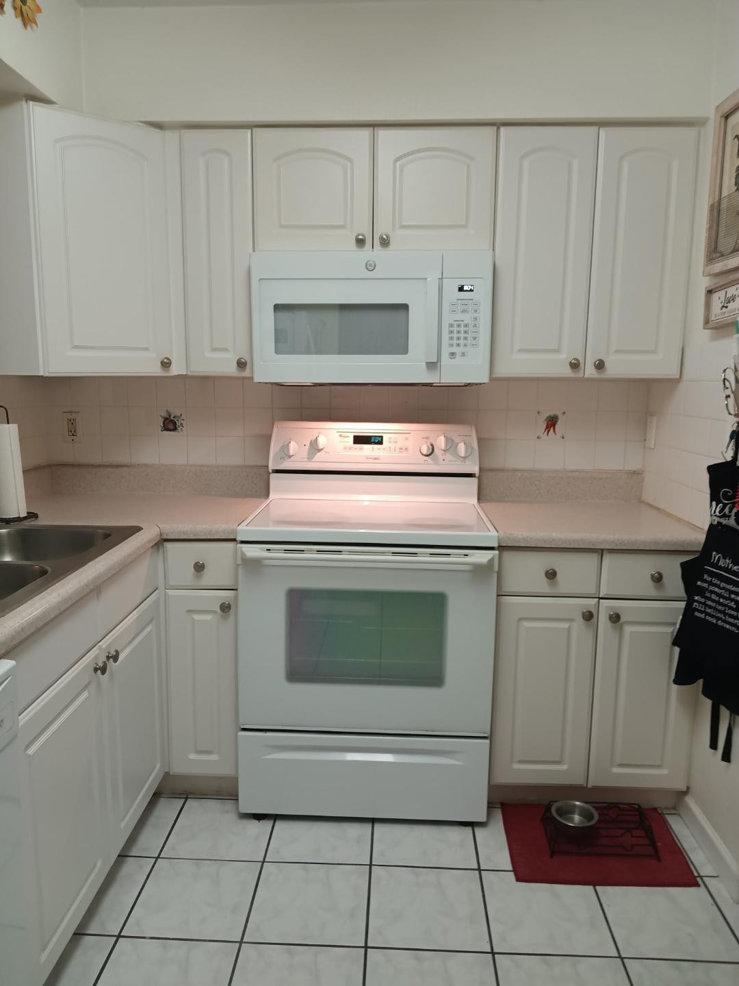 PALM LAKES - Residential