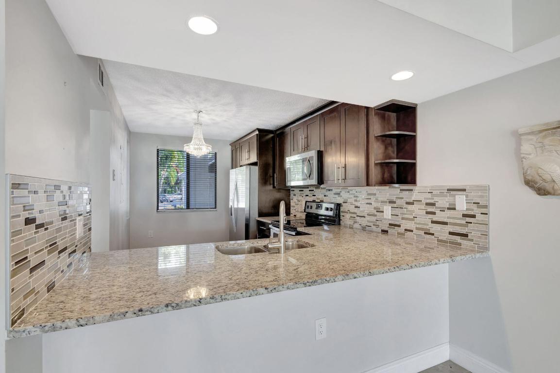 WHITEHALL VILLAGE - Residential
