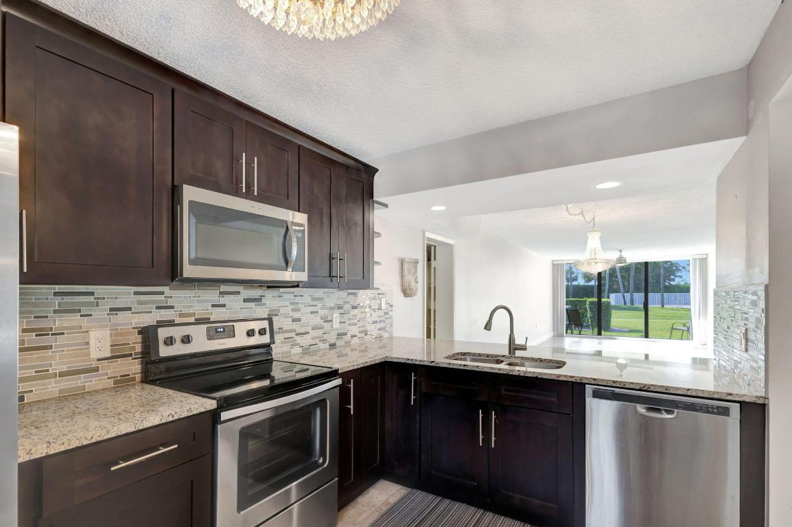 WHITEHALL VILLAGE - Residential