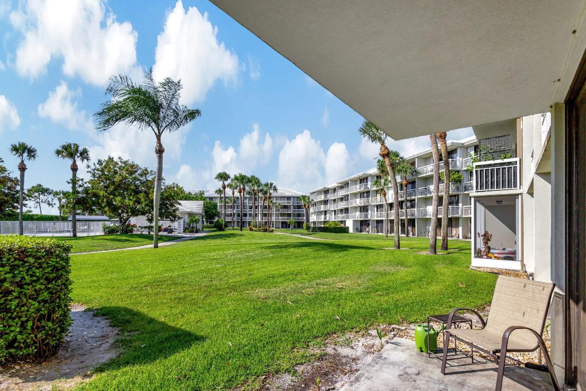 WHITEHALL VILLAGE - Residential