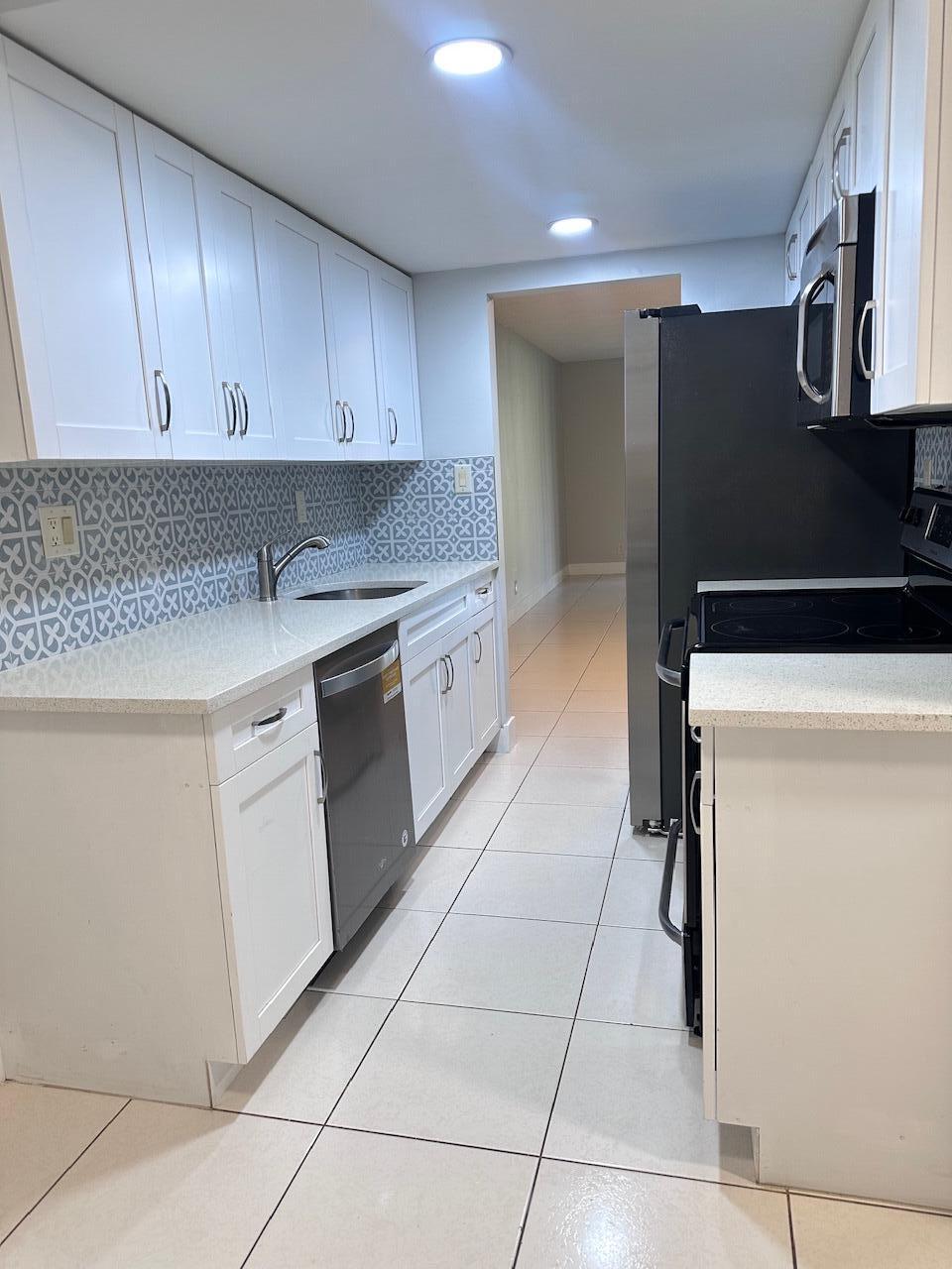 CYPRESS CHASE NORTH NO 4 CONDO - Residential Lease