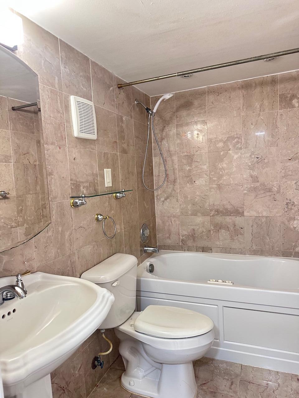 CYPRESS CHASE NORTH NO 4 CONDO - Residential Lease