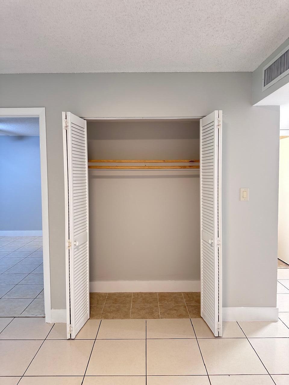 CYPRESS CHASE NORTH NO 4 CONDO - Residential Lease