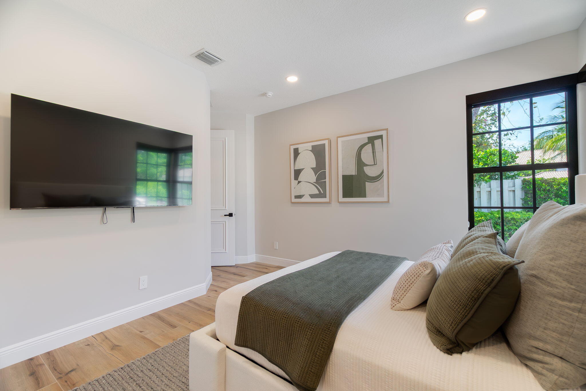 EAGLES LANDING OF P B POLO AND COUNTRY CLUB - Residential