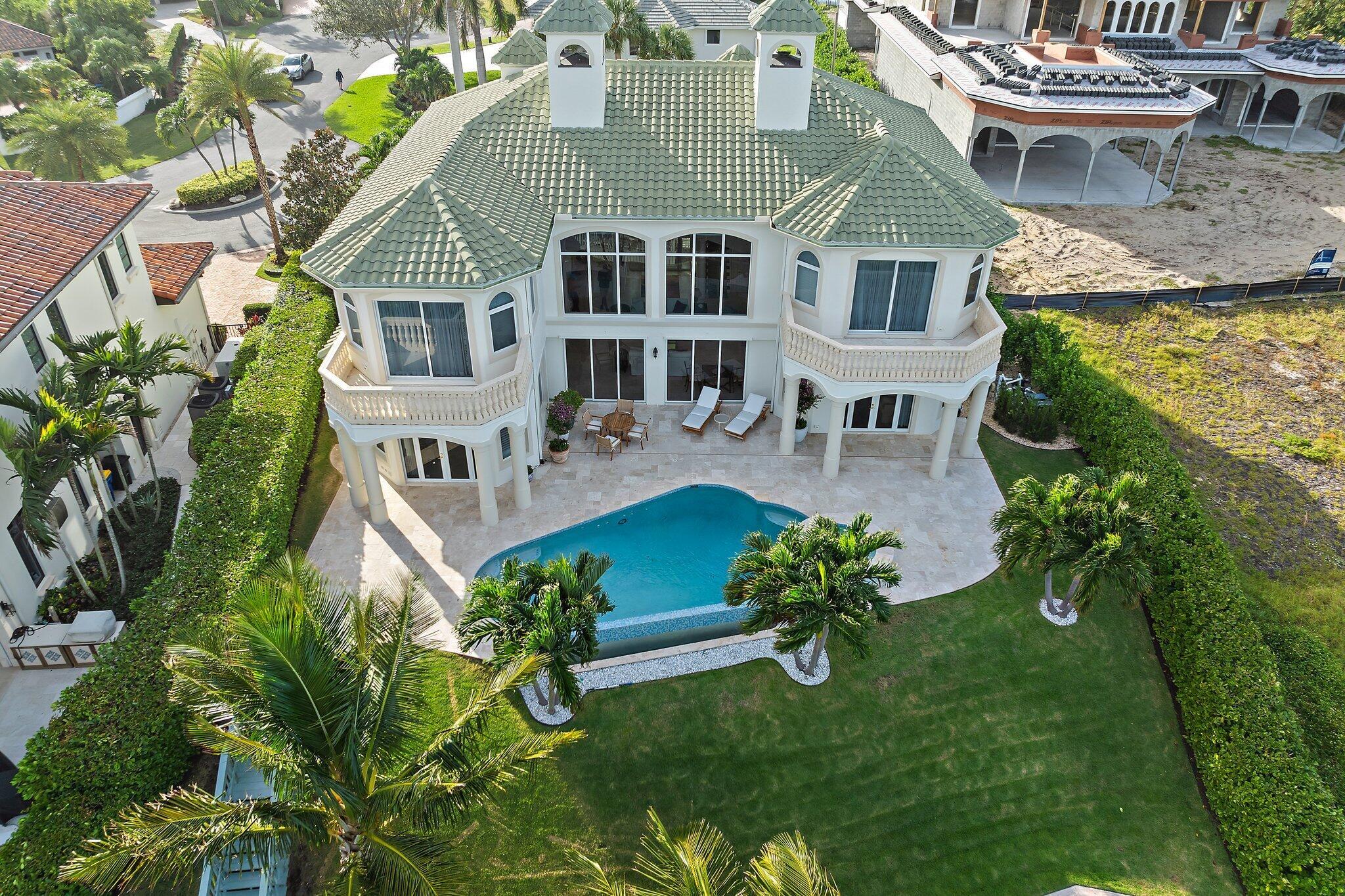 ROLLING HILLS - Residential