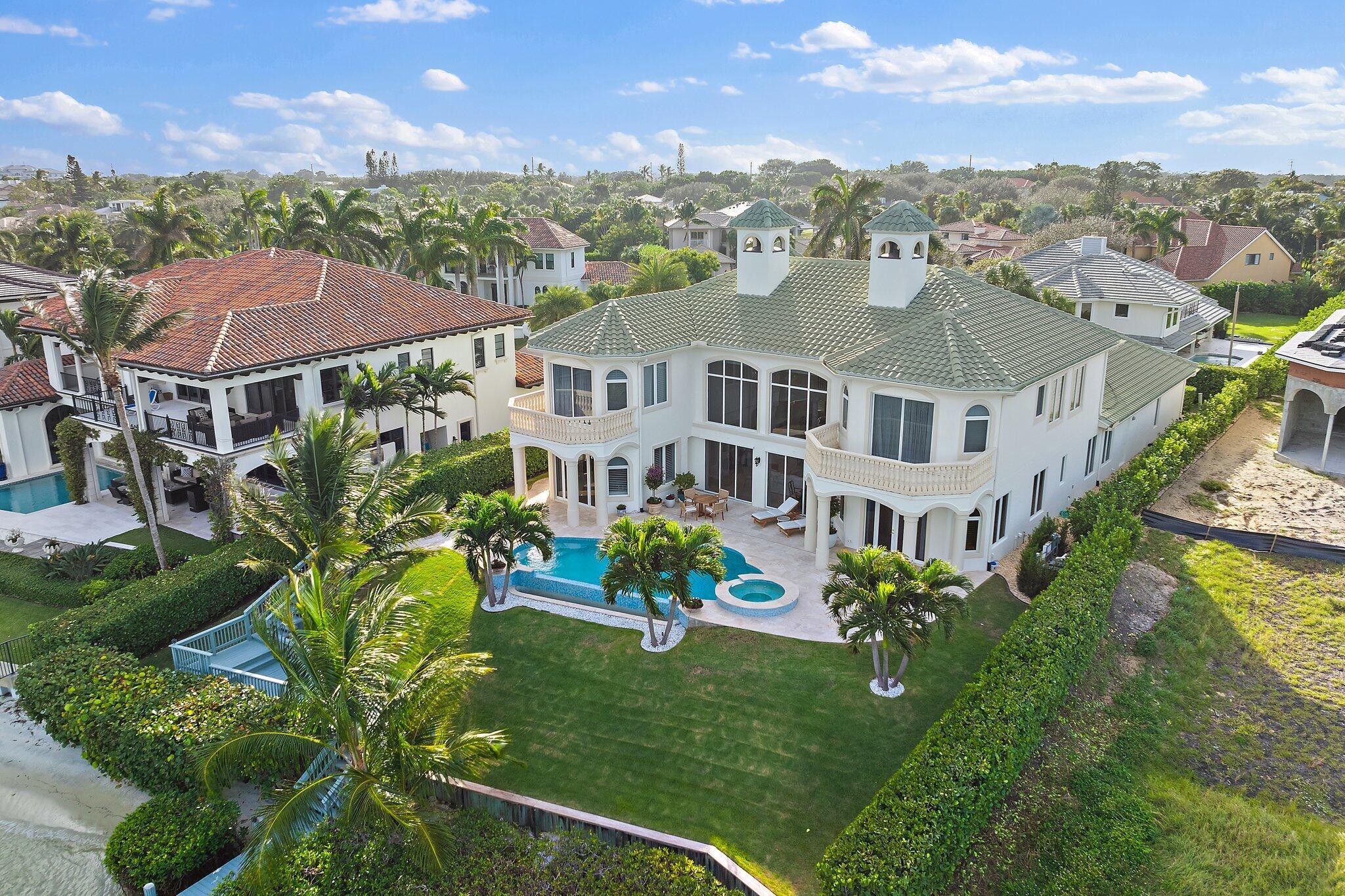 ROLLING HILLS - Residential