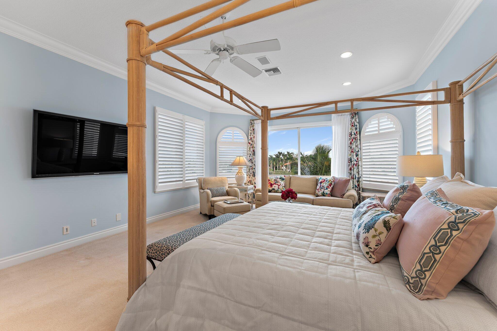 ROLLING HILLS - Residential