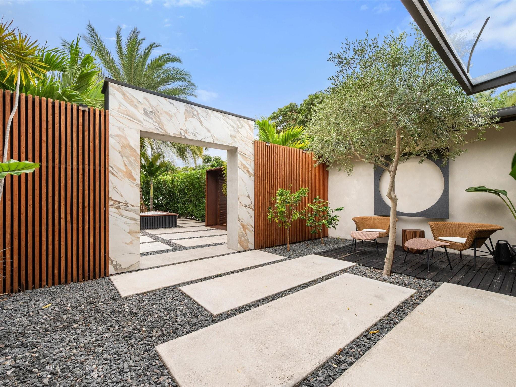 Coral Ridge North Add 24- - Residential