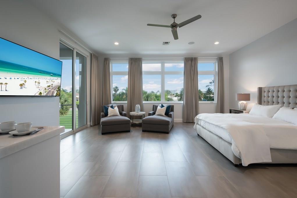ROYAL PALM YACHT & COUNTR - Residential