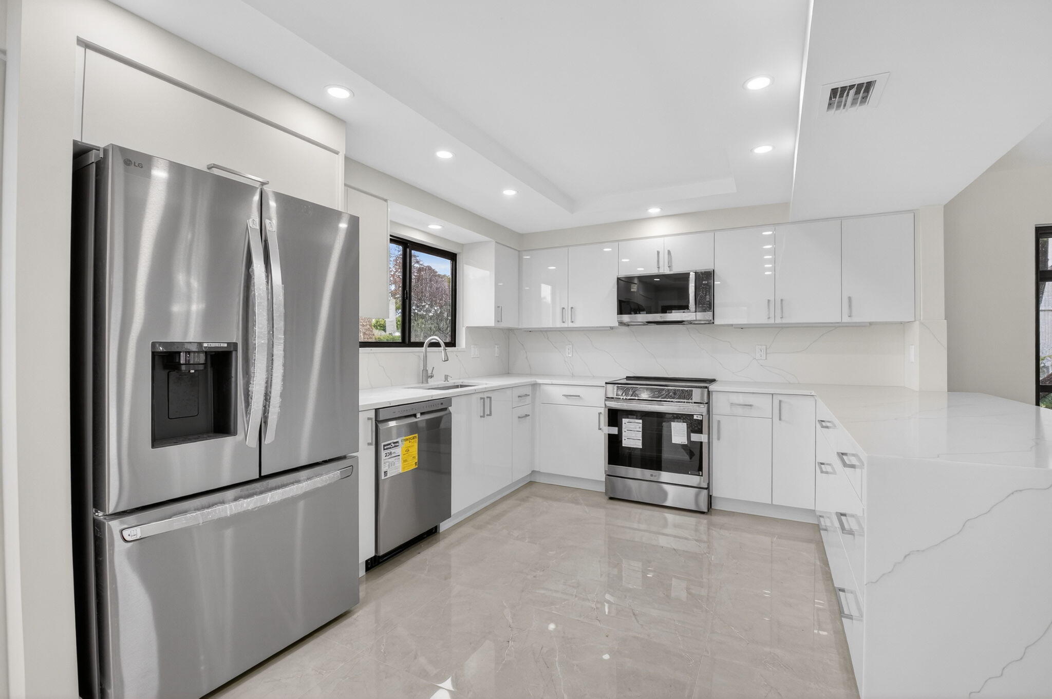 GLENEAGLES CONDO III - Residential
