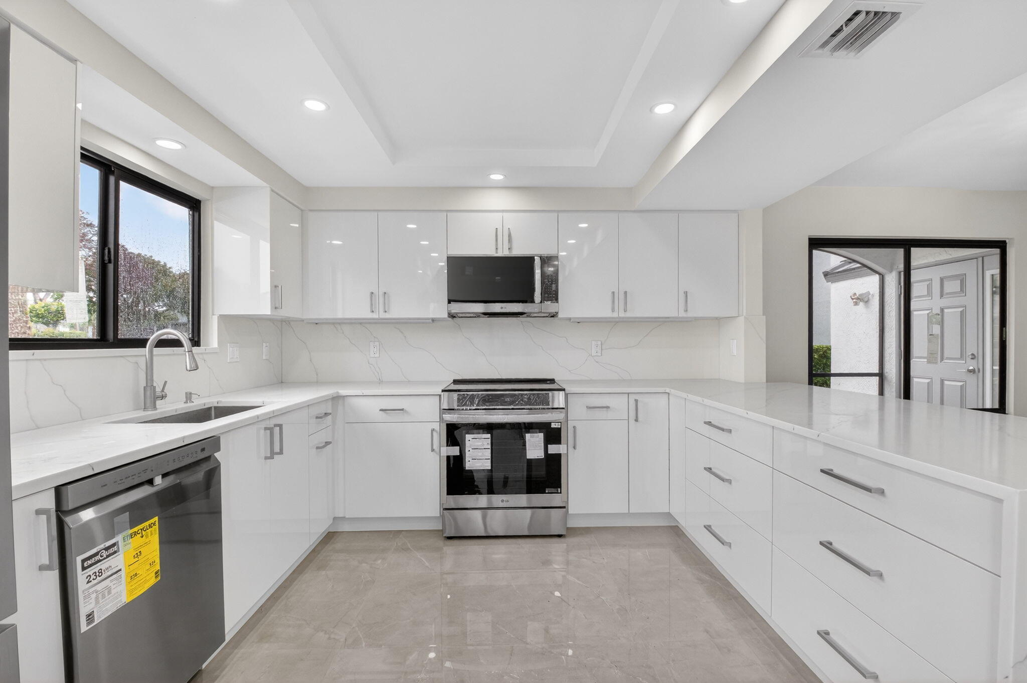 GLENEAGLES CONDO III - Residential