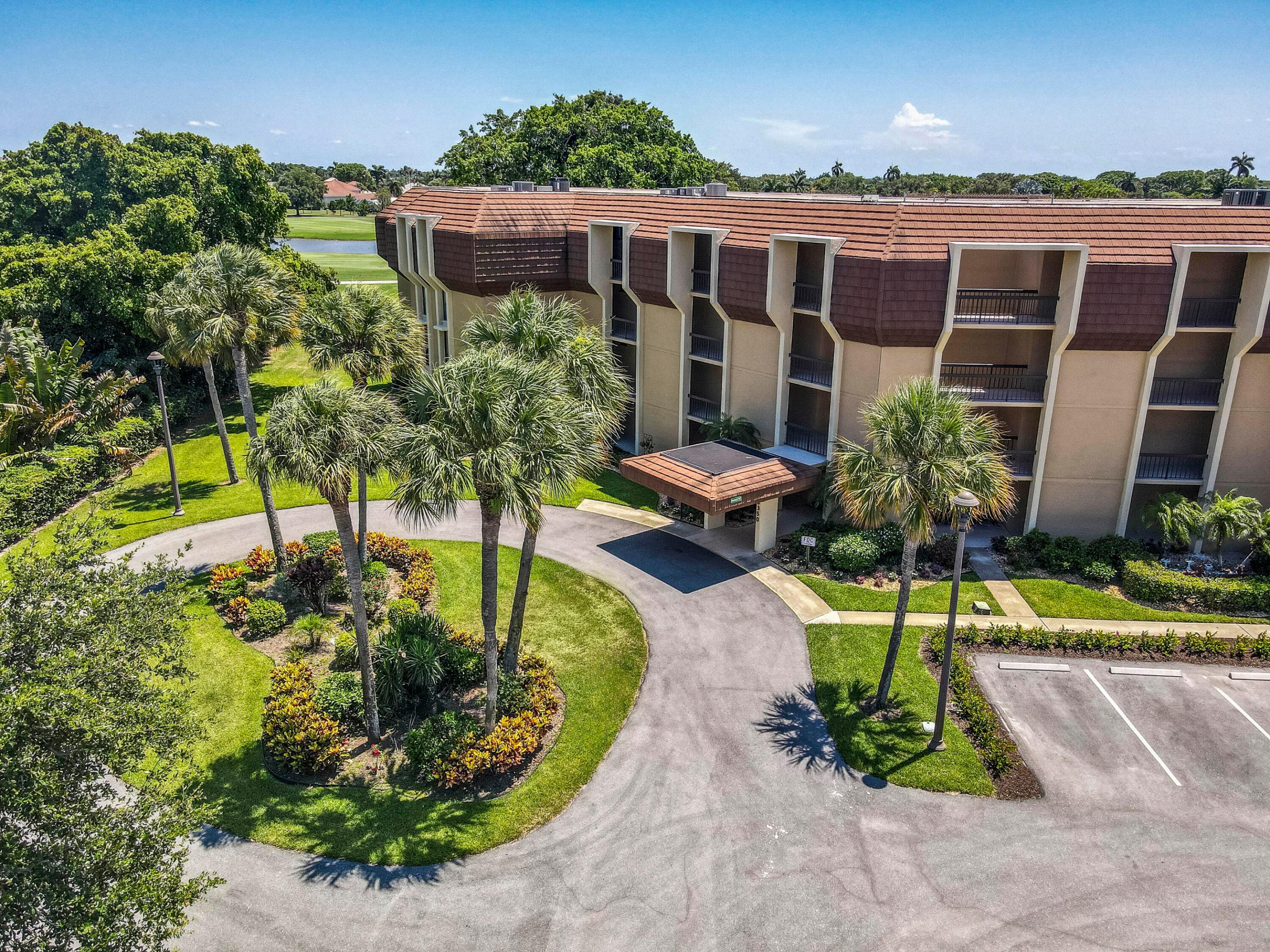 Woodland Lakes - Residential