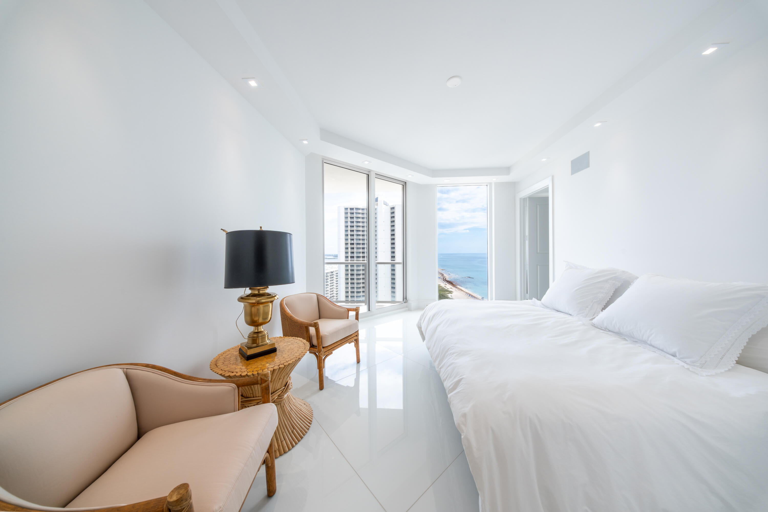 2700 NORTH OCEAN CONDO - Residential