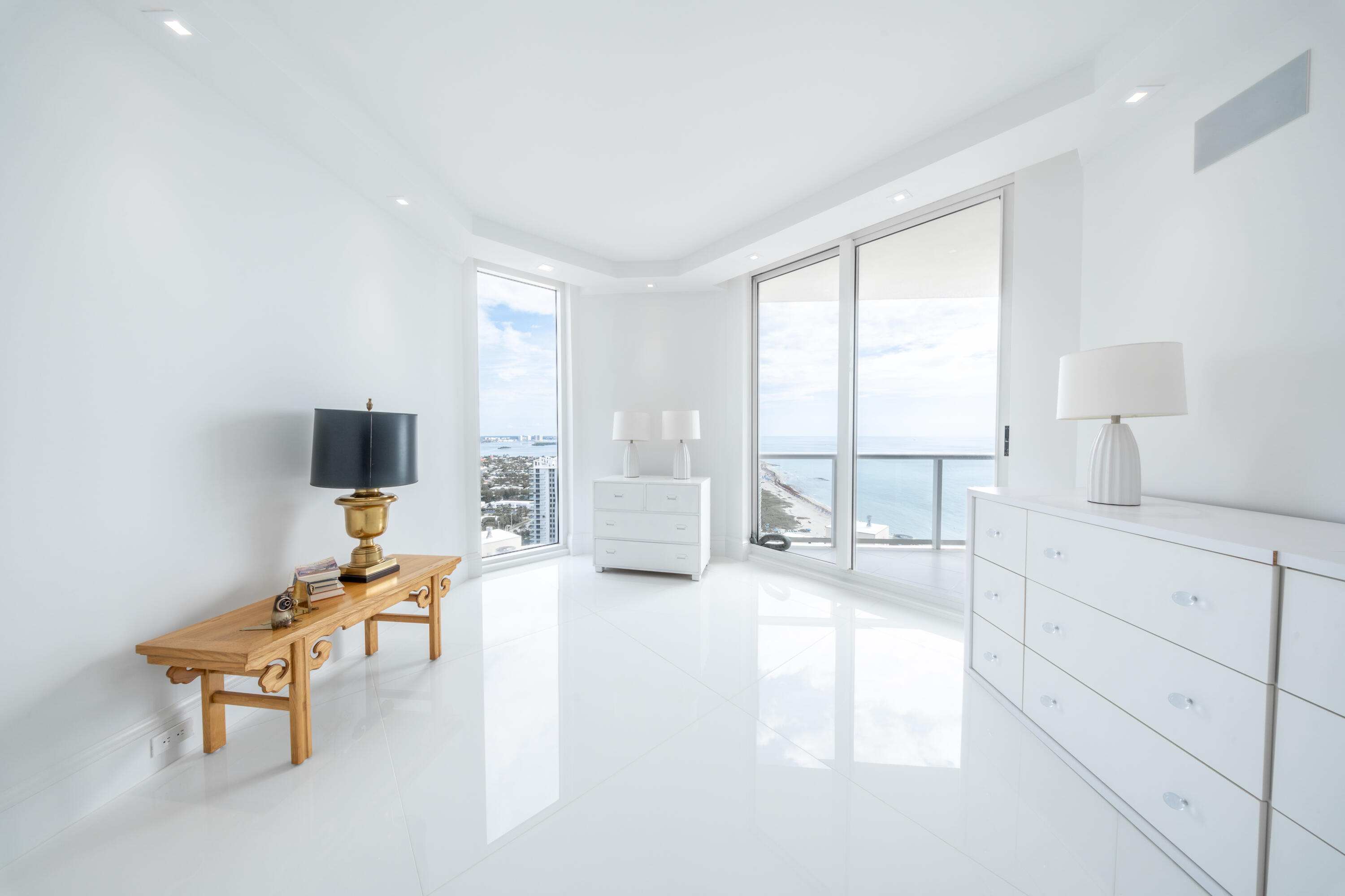2700 NORTH OCEAN CONDO - Residential