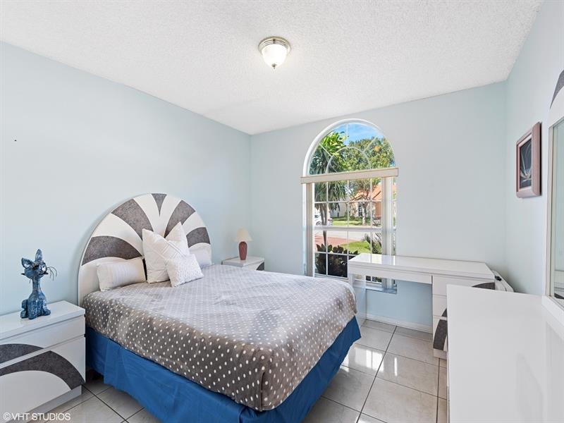 West Glen Add 134-19 B - Residential