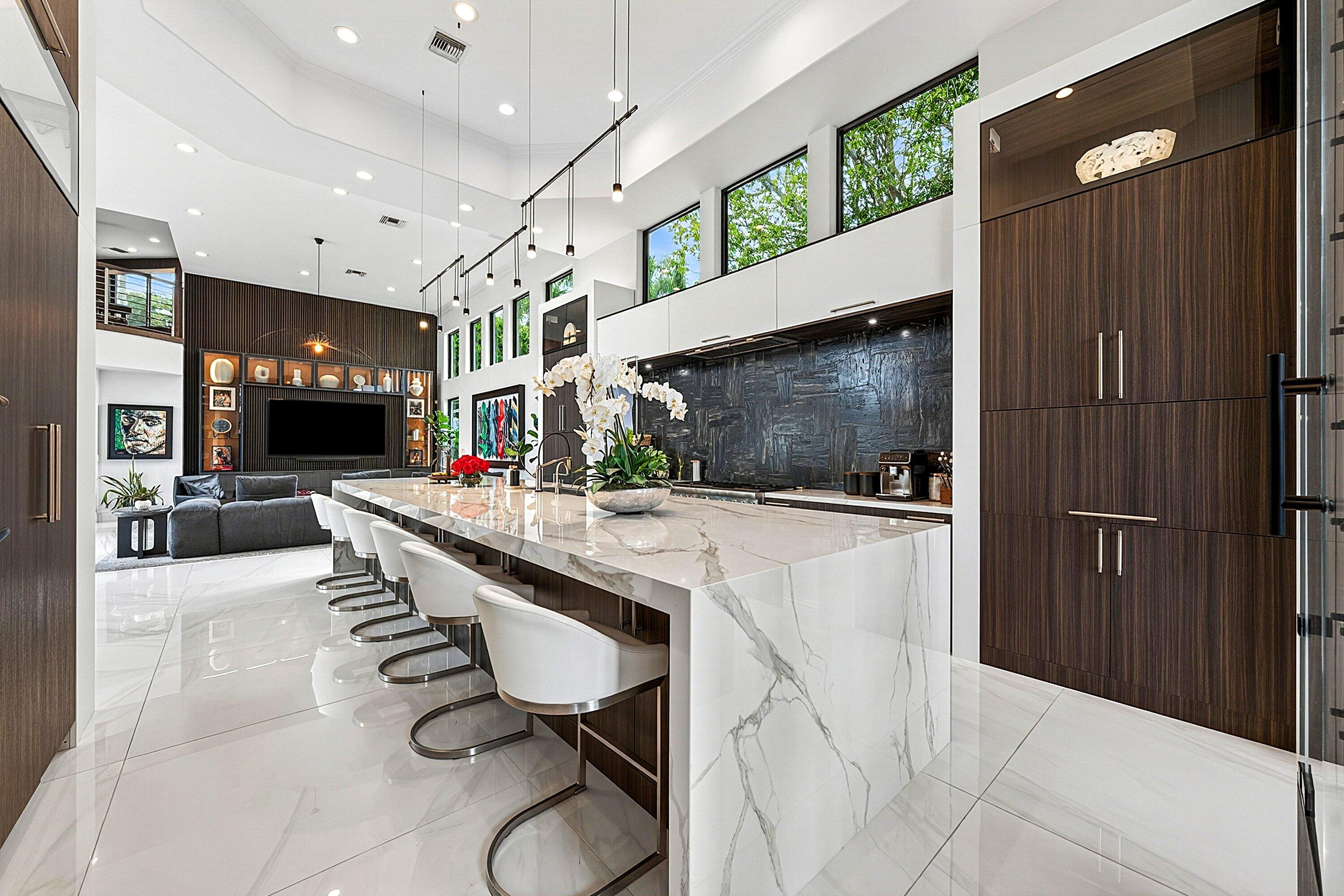CARLTON ESTATES AT WOODFIELD COUNTRY CLUB - Residential