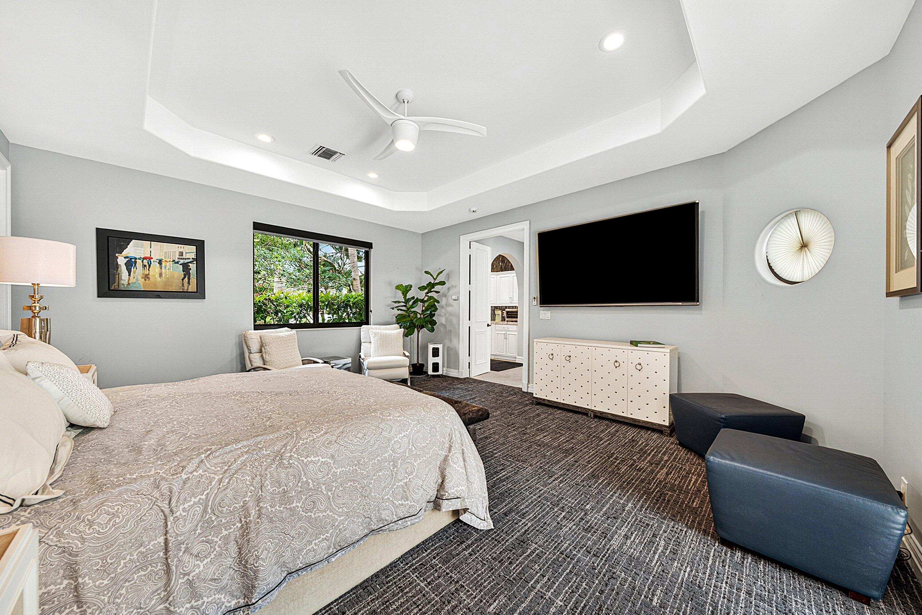 CARLTON ESTATES AT WOODFIELD COUNTRY CLUB - Residential
