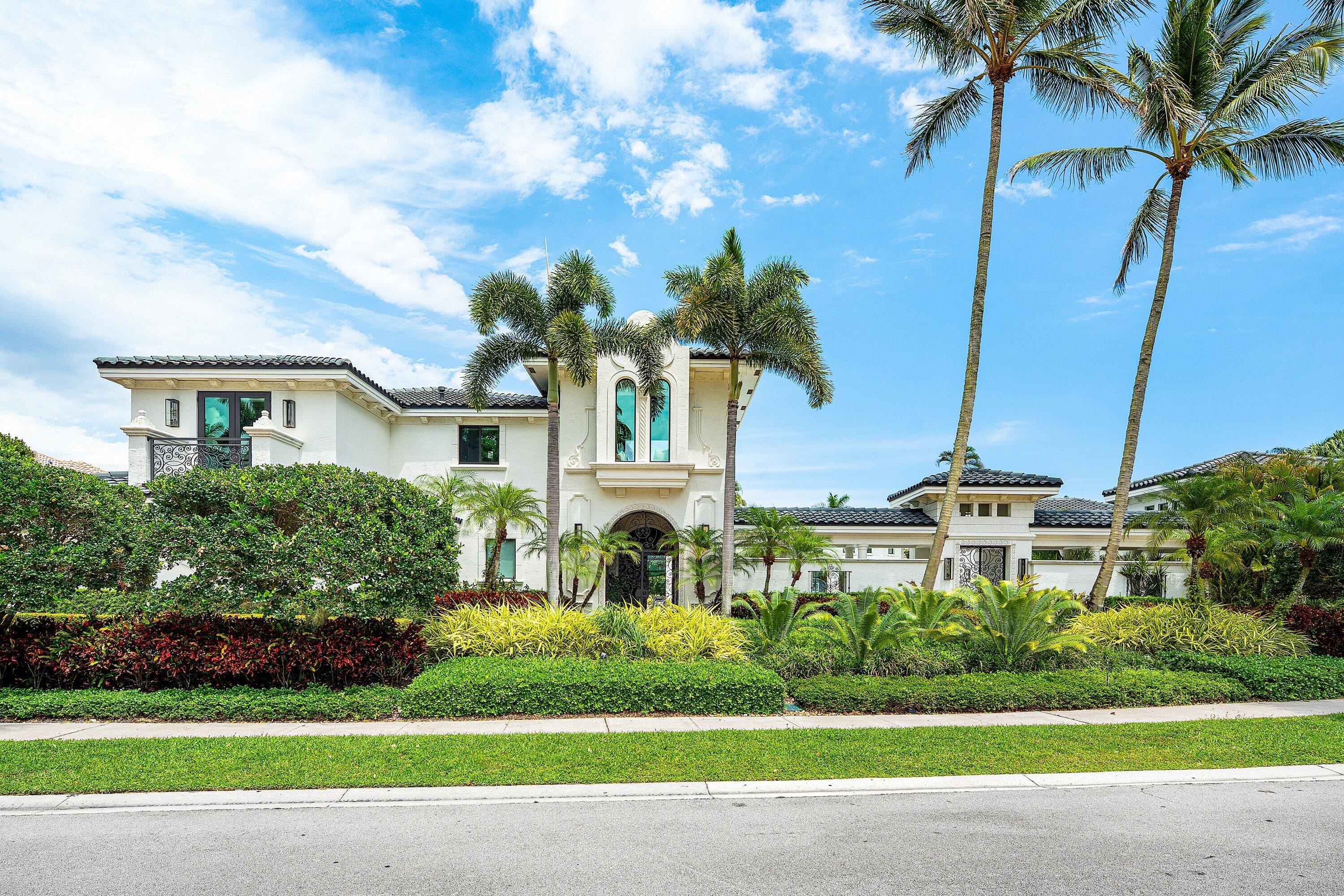 CARLTON ESTATES AT WOODFIELD COUNTRY CLUB - Residential