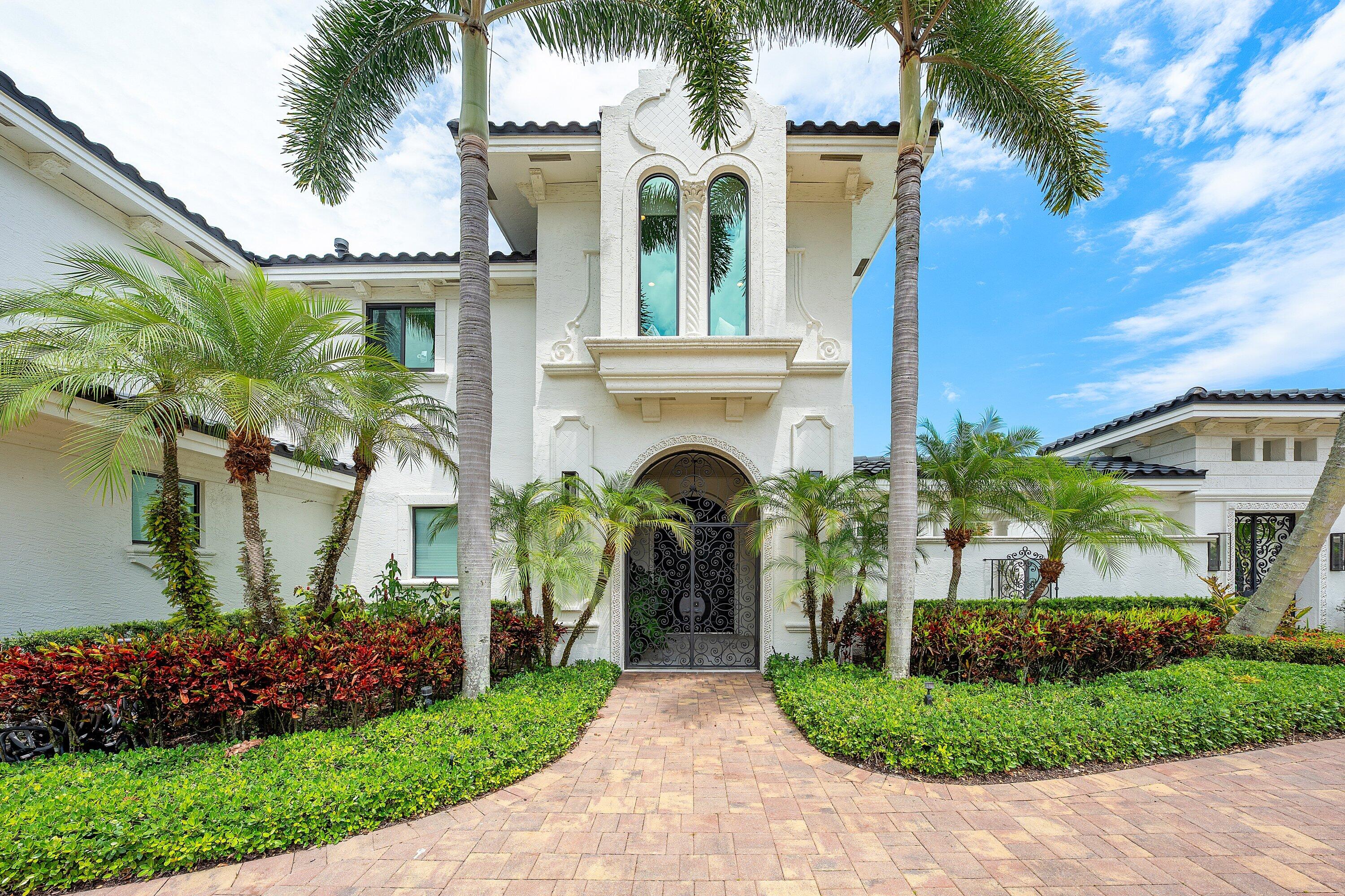 CARLTON ESTATES AT WOODFIELD COUNTRY CLUB - Residential