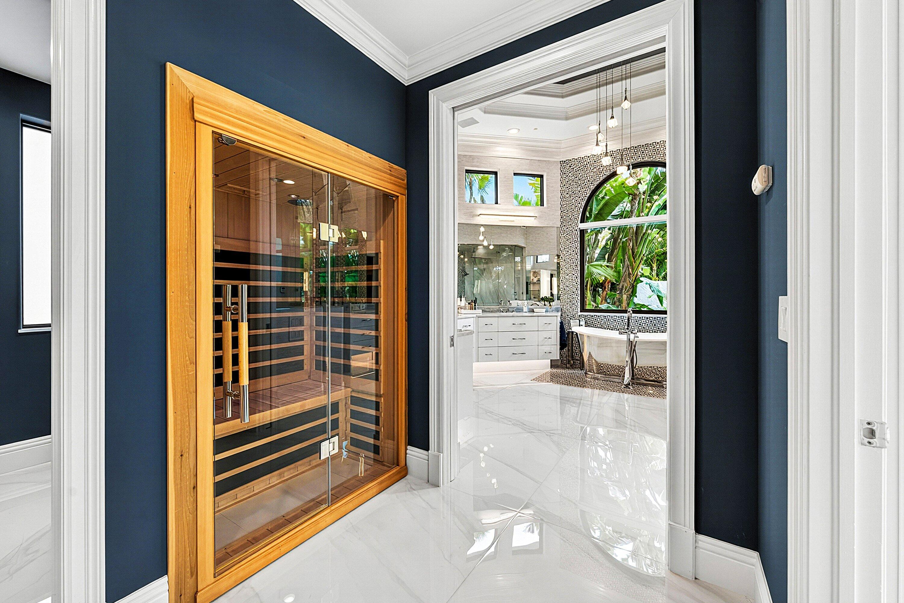 CARLTON ESTATES AT WOODFIELD COUNTRY CLUB - Residential