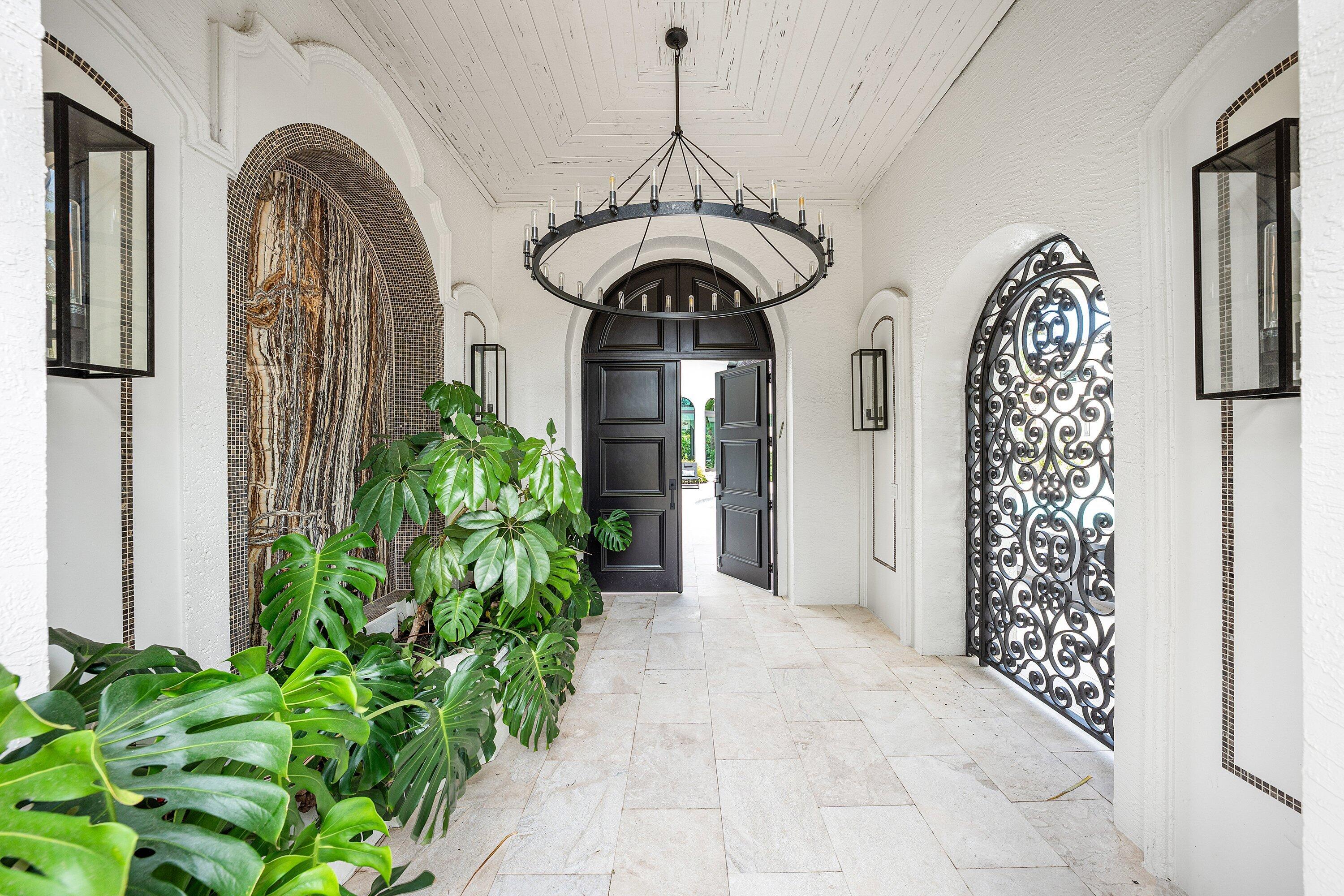 CARLTON ESTATES AT WOODFIELD COUNTRY CLUB - Residential
