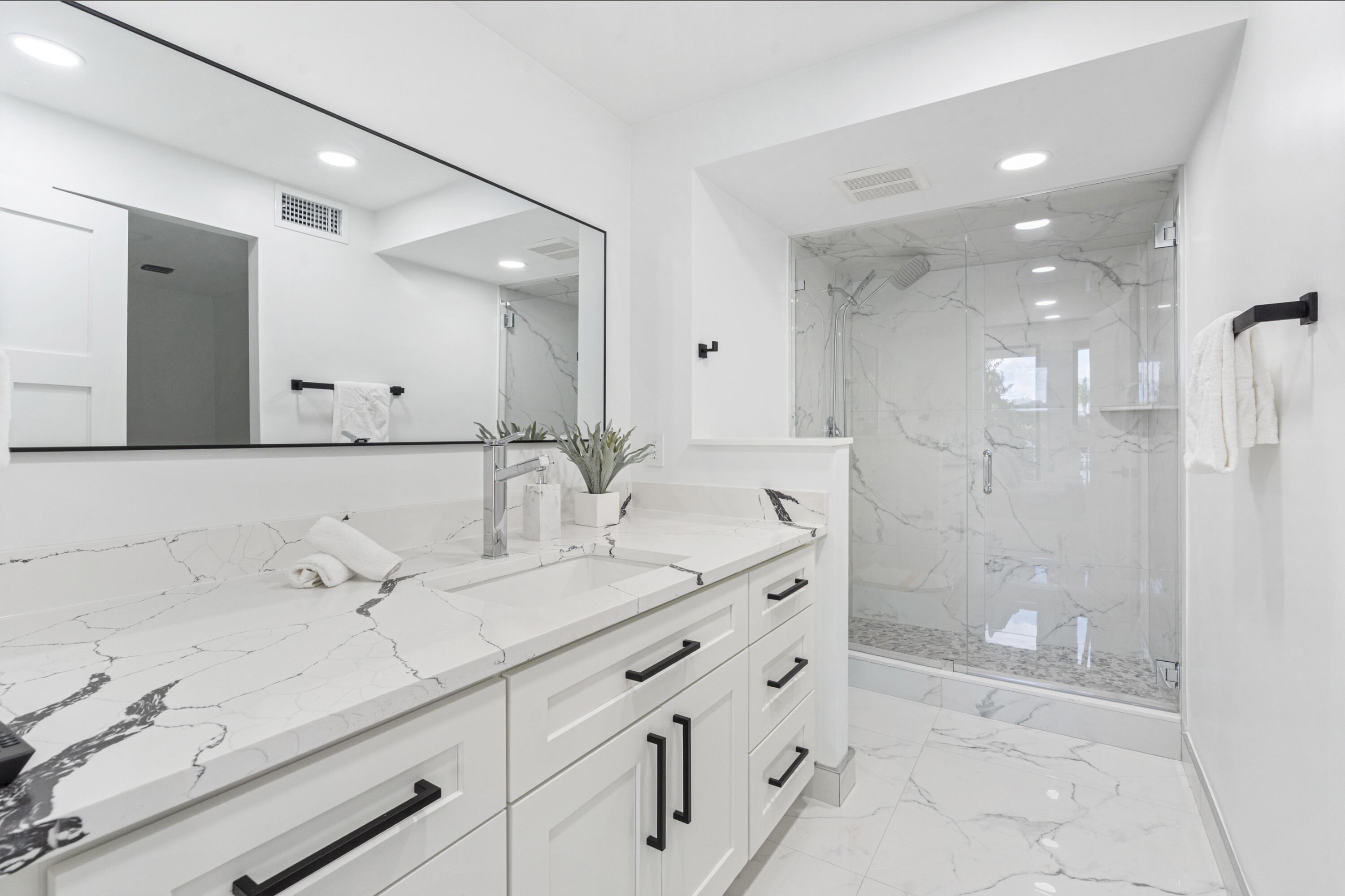 TOWNHOUSES AT HARBOR BEACH CONDO - Residential Lease