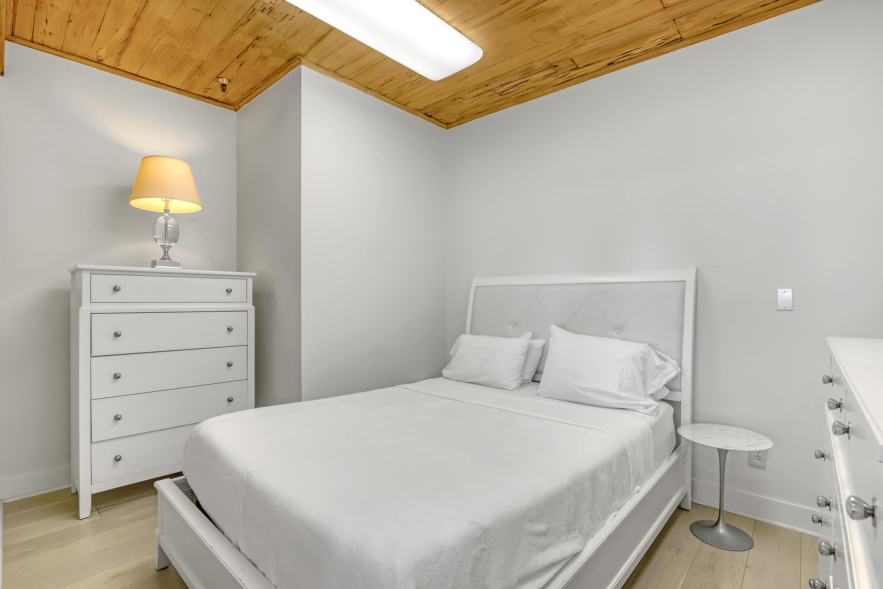PALM BEACH HOTEL CONDO - Residential