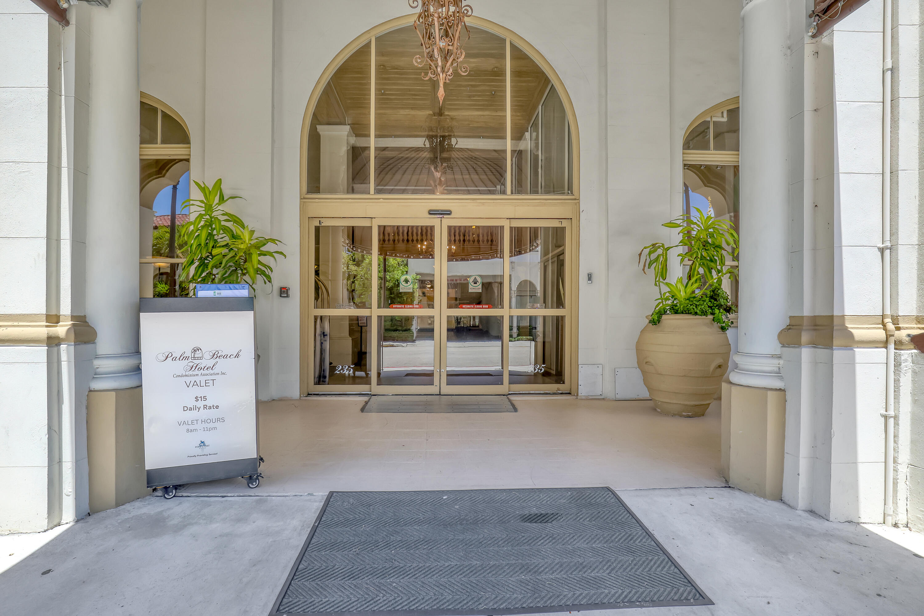 PALM BEACH HOTEL CONDO - Residential
