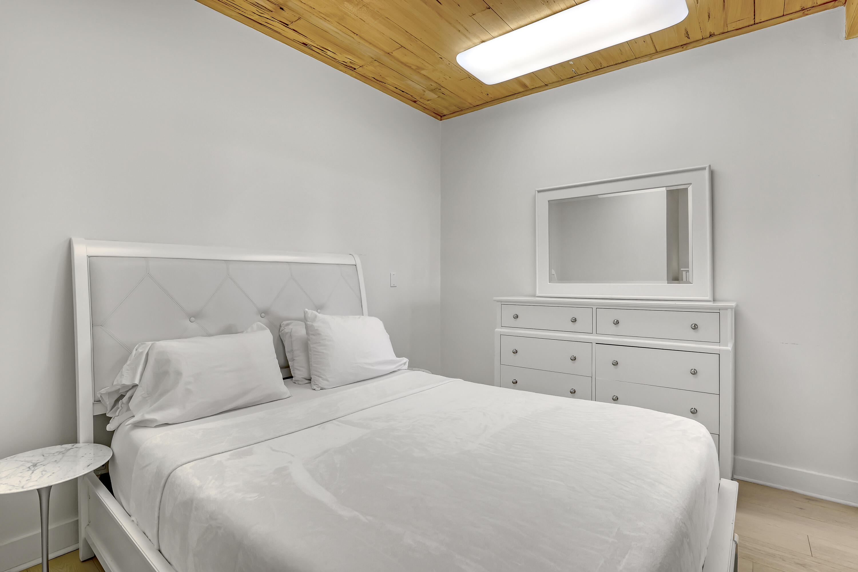 PALM BEACH HOTEL CONDO - Residential
