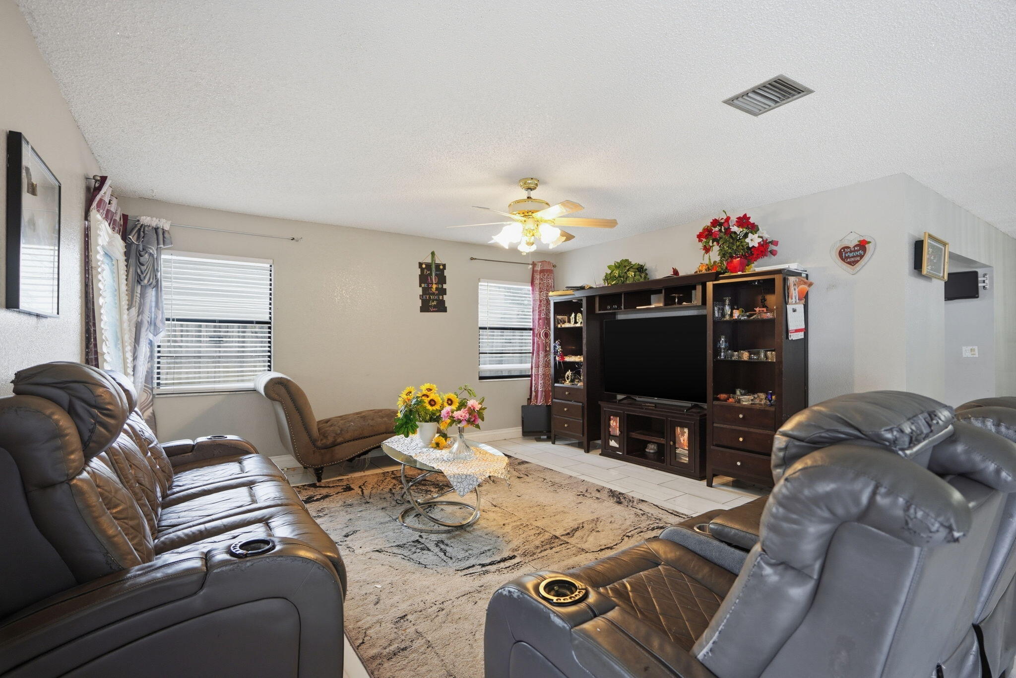 NORTH LAUDERDALE VILLAGE SEC 6 - Residential