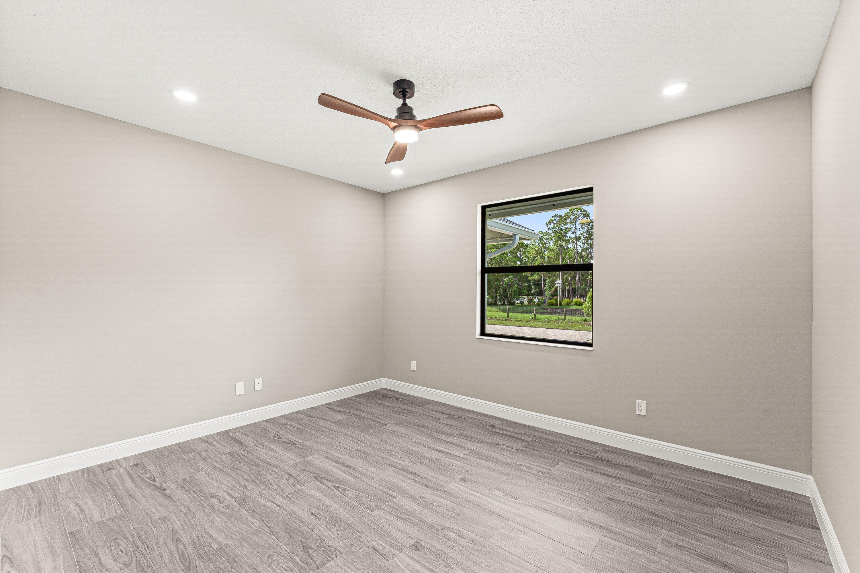 PALM BEACH COUNTRY ESTATES SEC - Residential