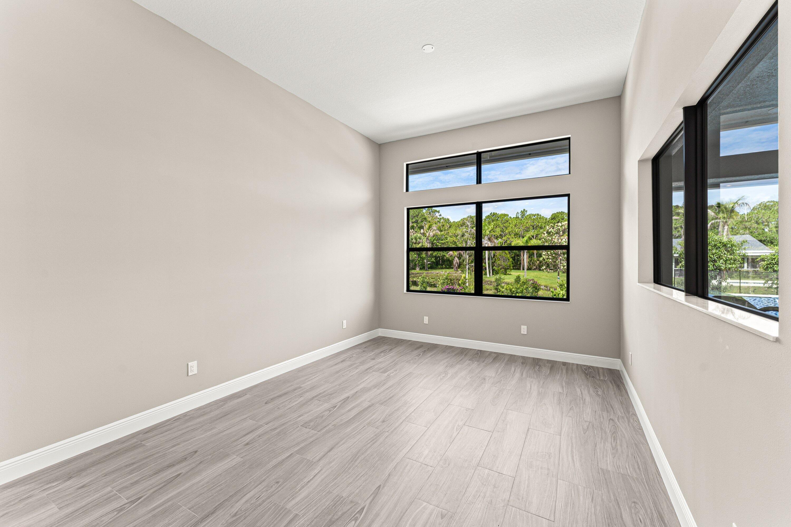 PALM BEACH COUNTRY ESTATES SEC - Residential