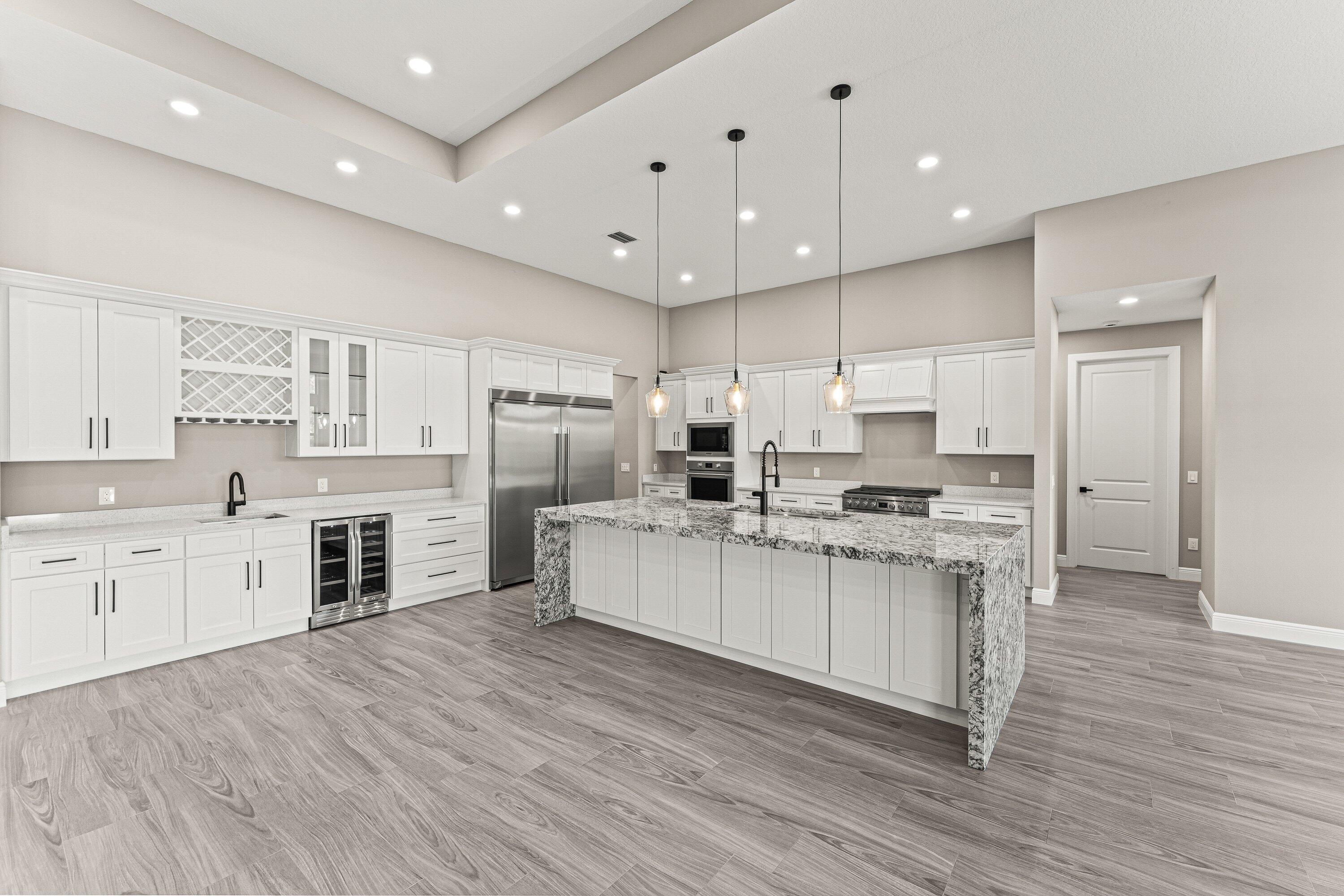PALM BEACH COUNTRY ESTATES SEC - Residential