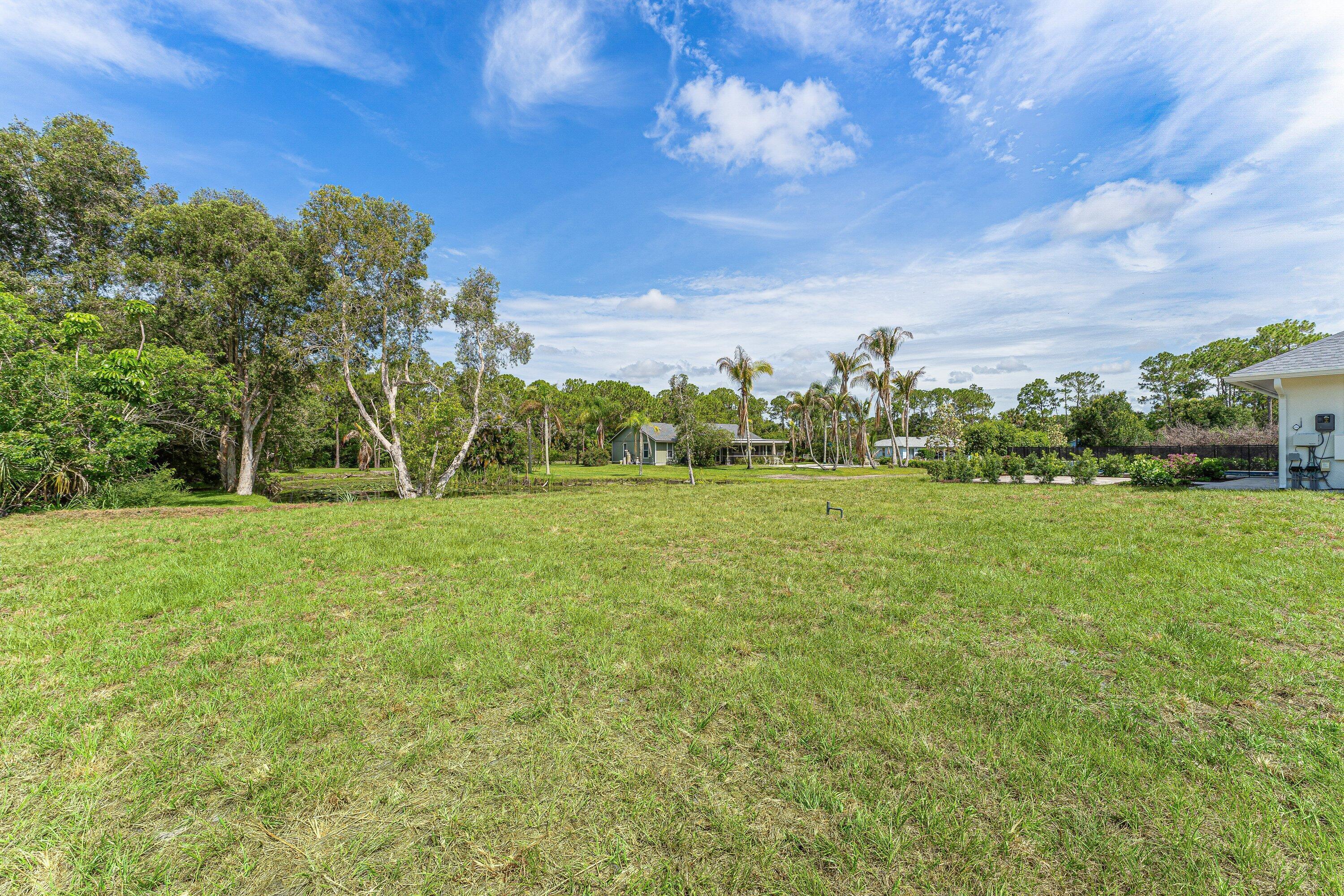 PALM BEACH COUNTRY ESTATES SEC - Residential