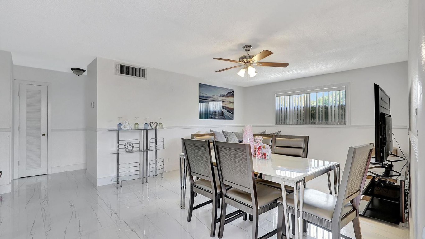 THE ELMVALE CONDO - Residential