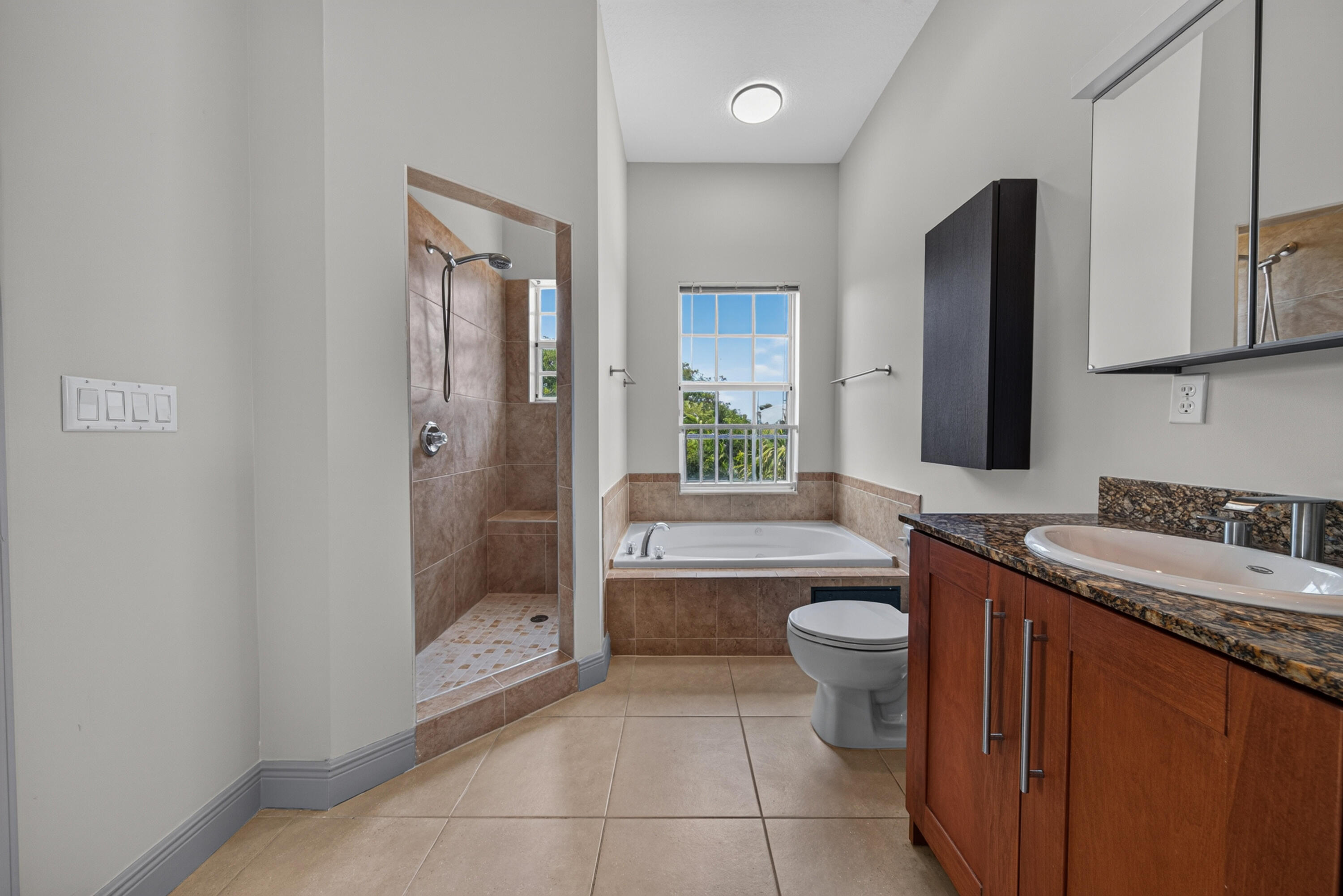 HIGHLAND ESTATES - Residential