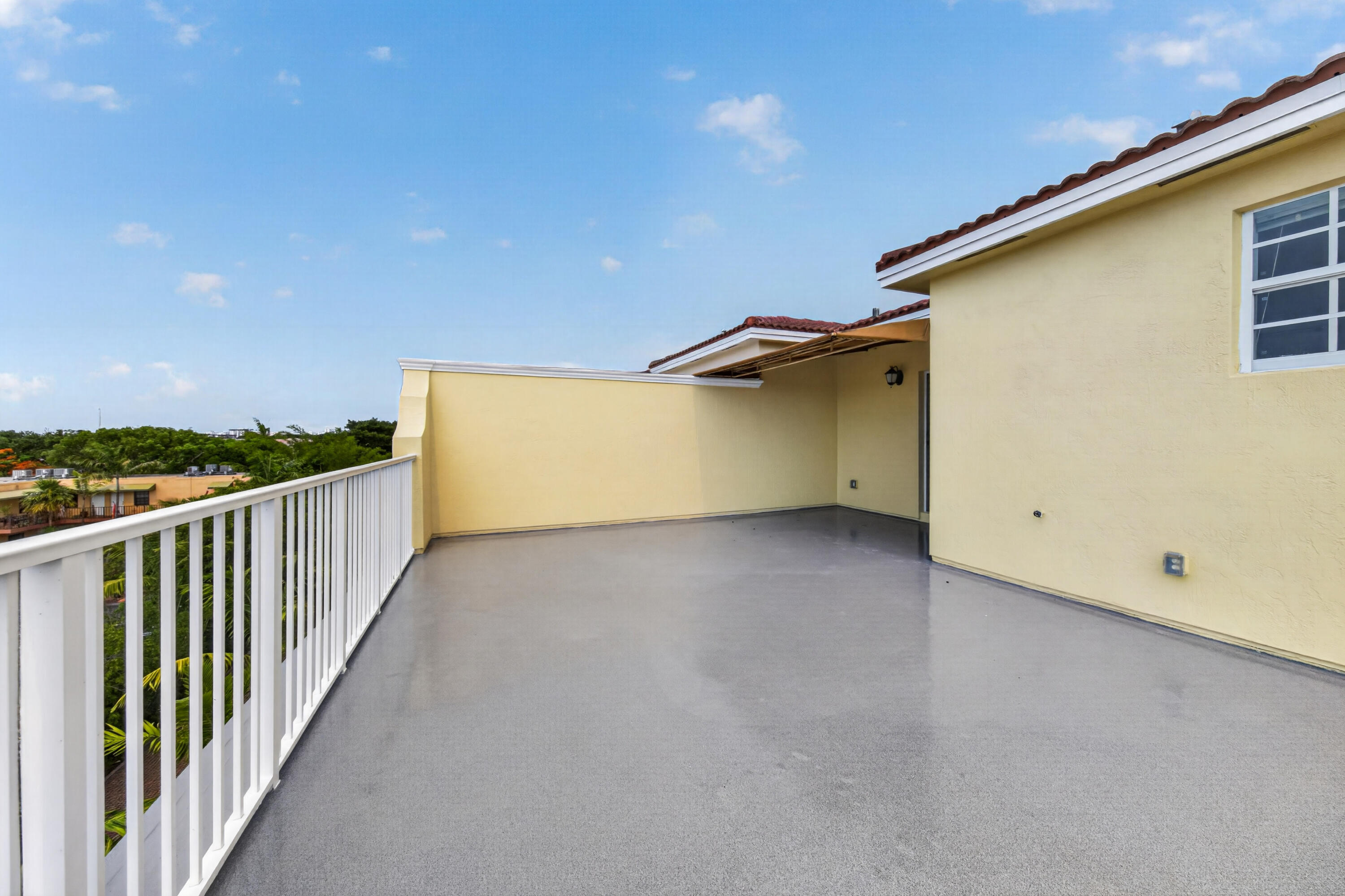 HIGHLAND ESTATES - Residential