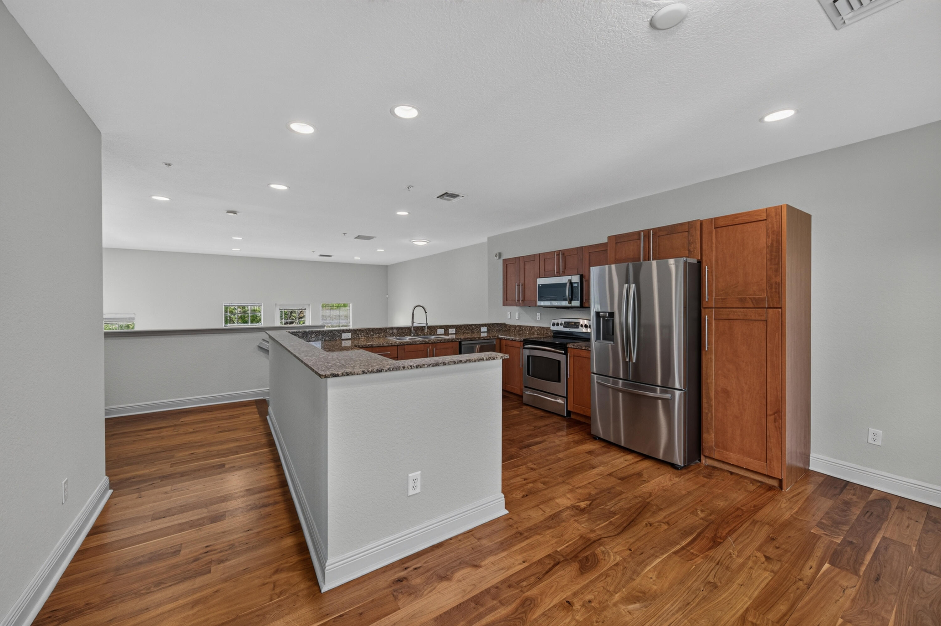 HIGHLAND ESTATES - Residential