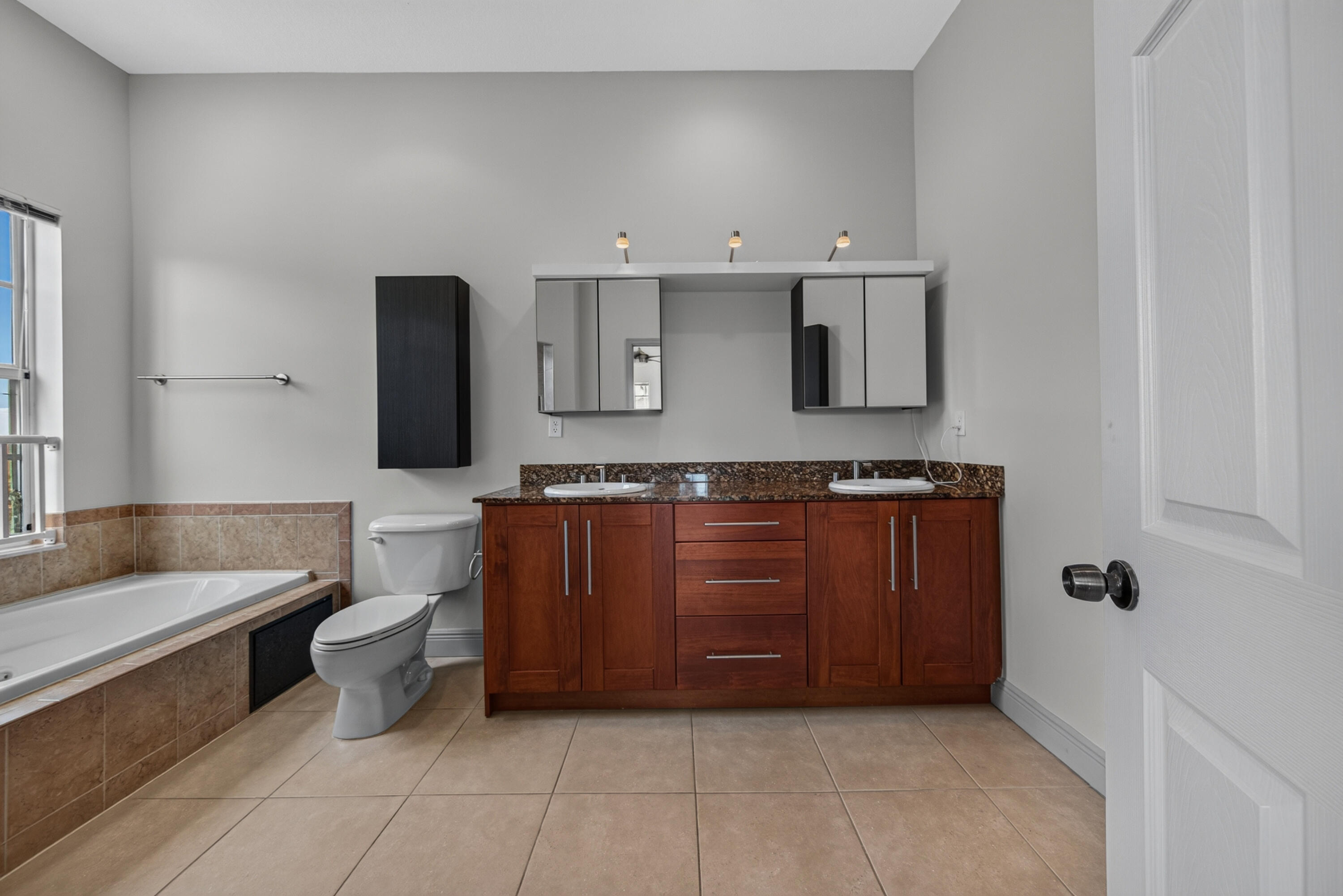 HIGHLAND ESTATES - Residential