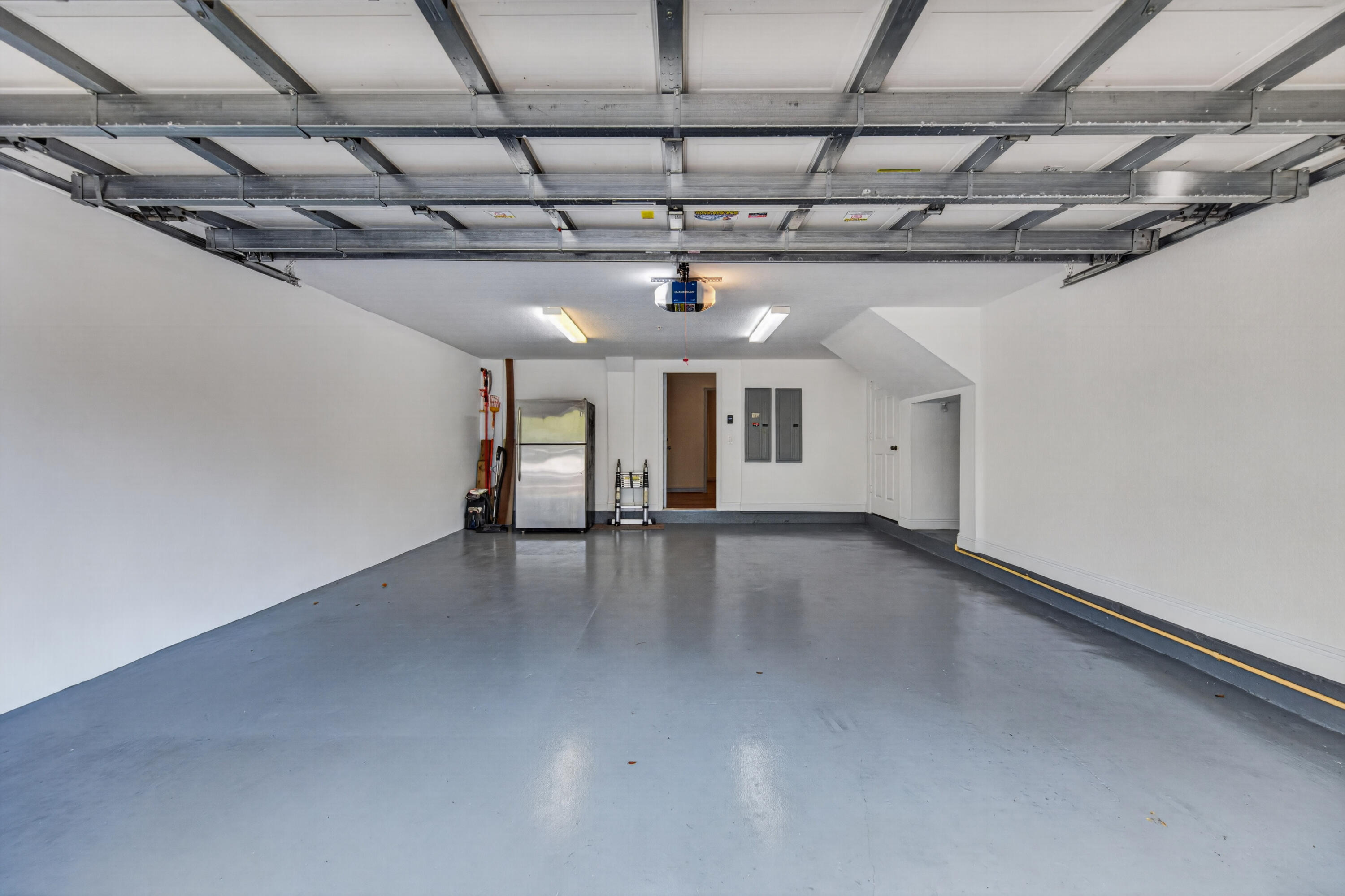 HIGHLAND ESTATES - Residential