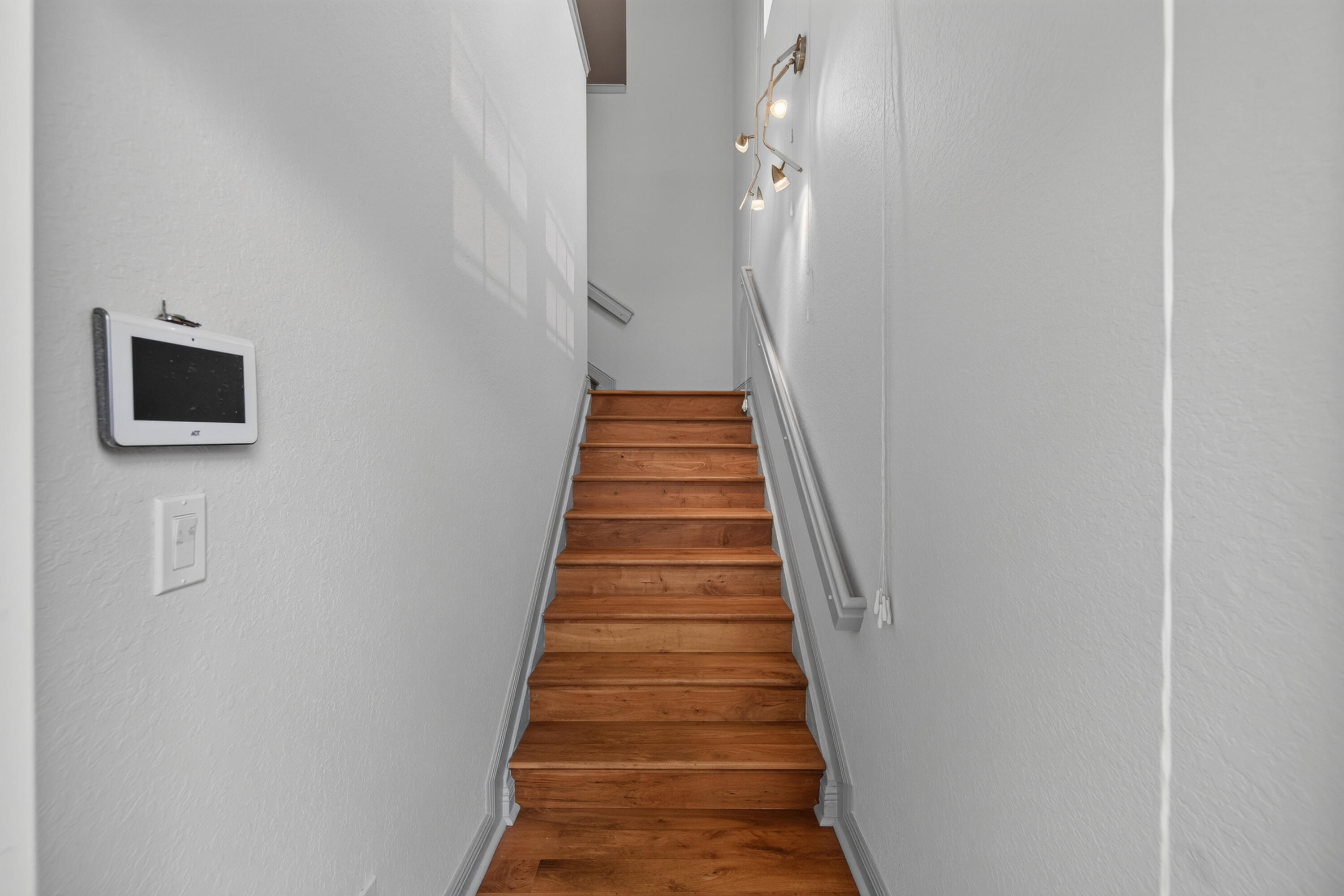 HIGHLAND ESTATES - Residential