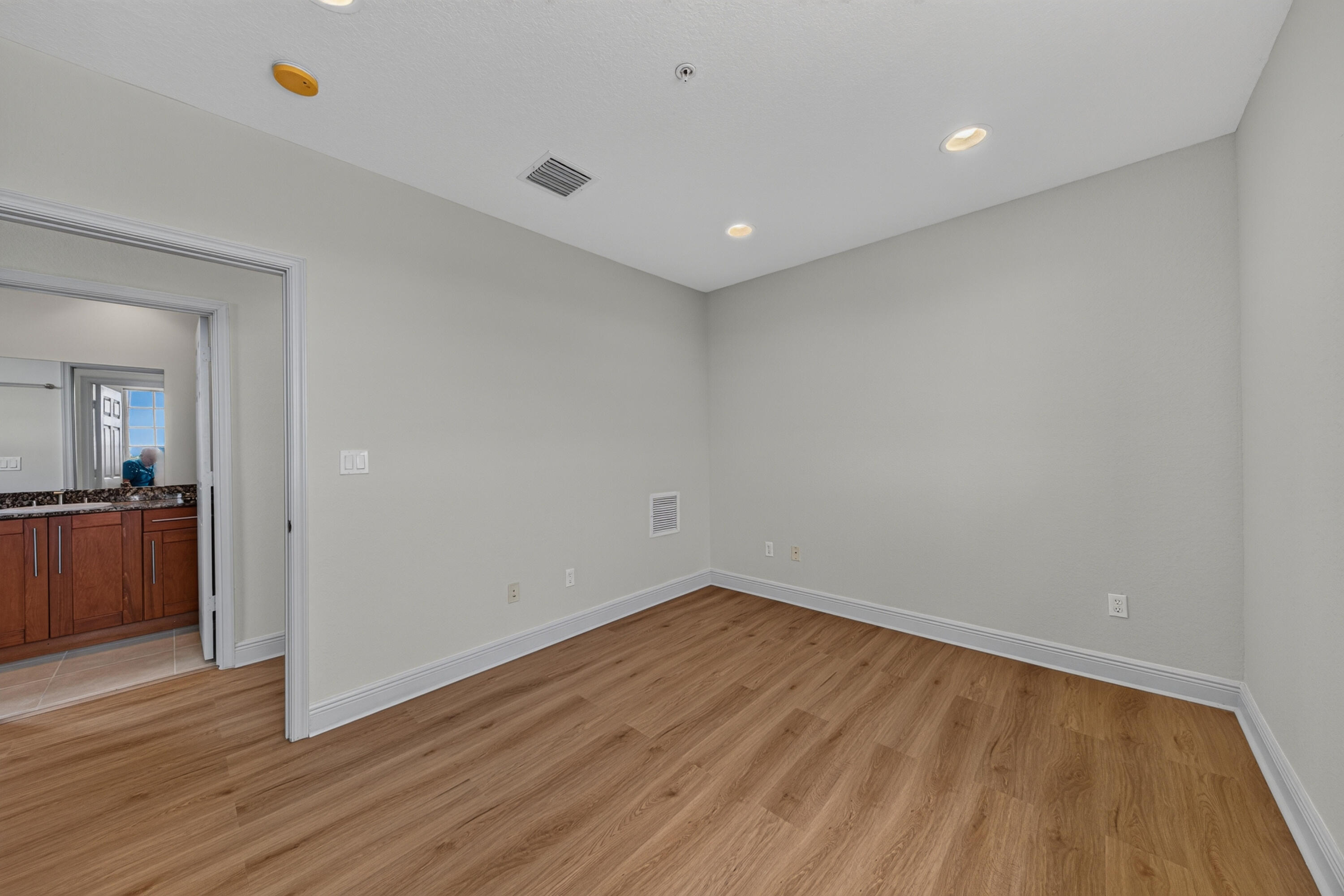 HIGHLAND ESTATES - Residential