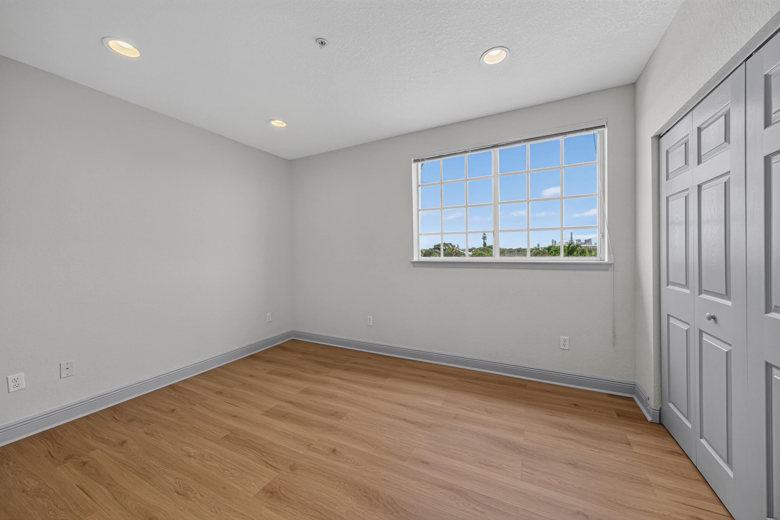 HIGHLAND ESTATES - Residential